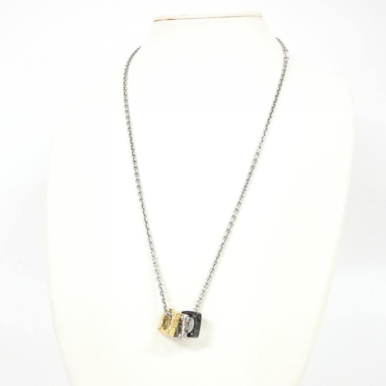 ルイヴィトン ペンダント モノグラム ボールド M00675 ネックレス