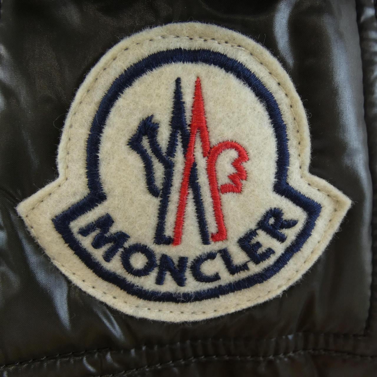 モンクレール MONCLER 45308/50 ダウンジャケット