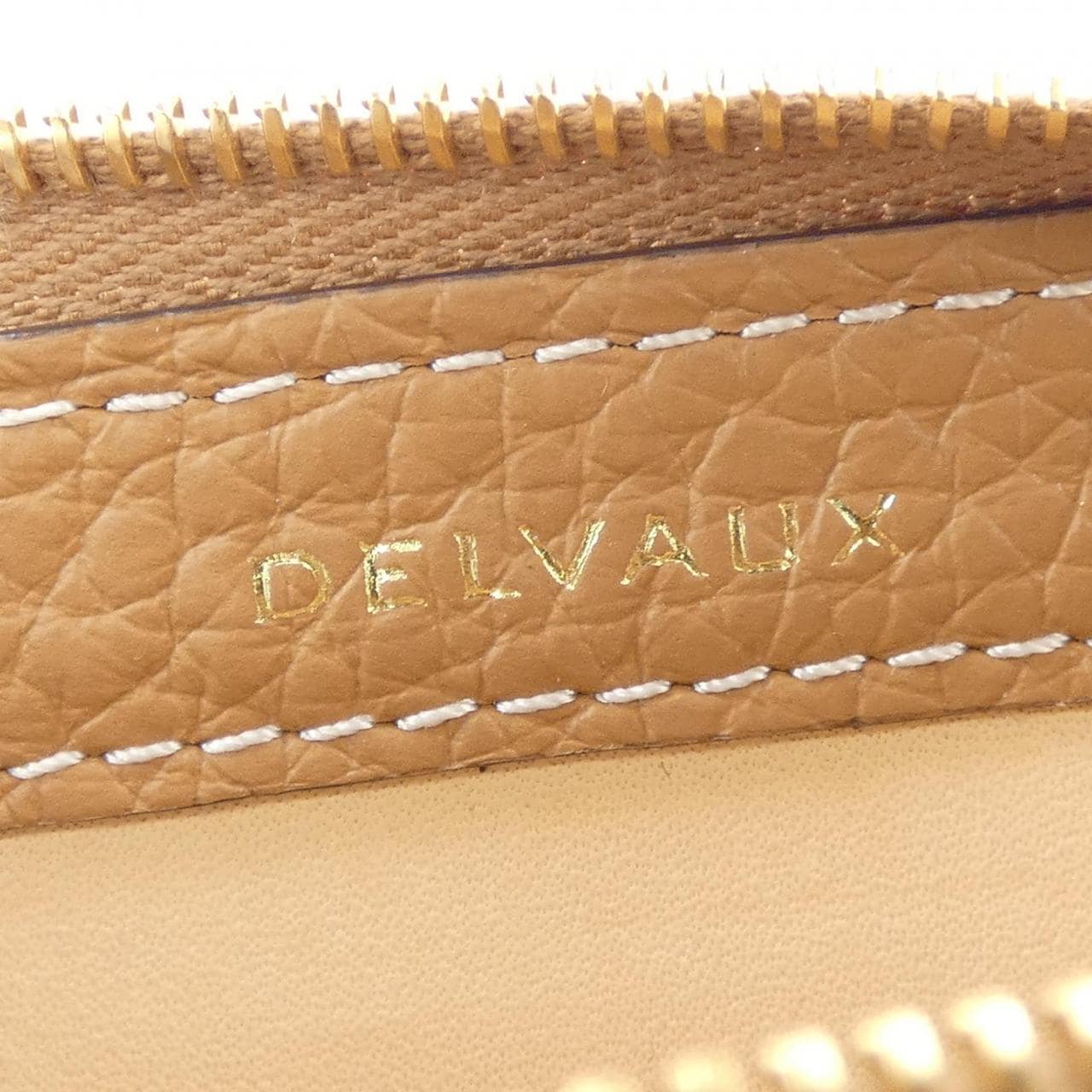 デルボー DELVAUX PIN D MULTIFONCTIONS AB0672ATT COIN CASE