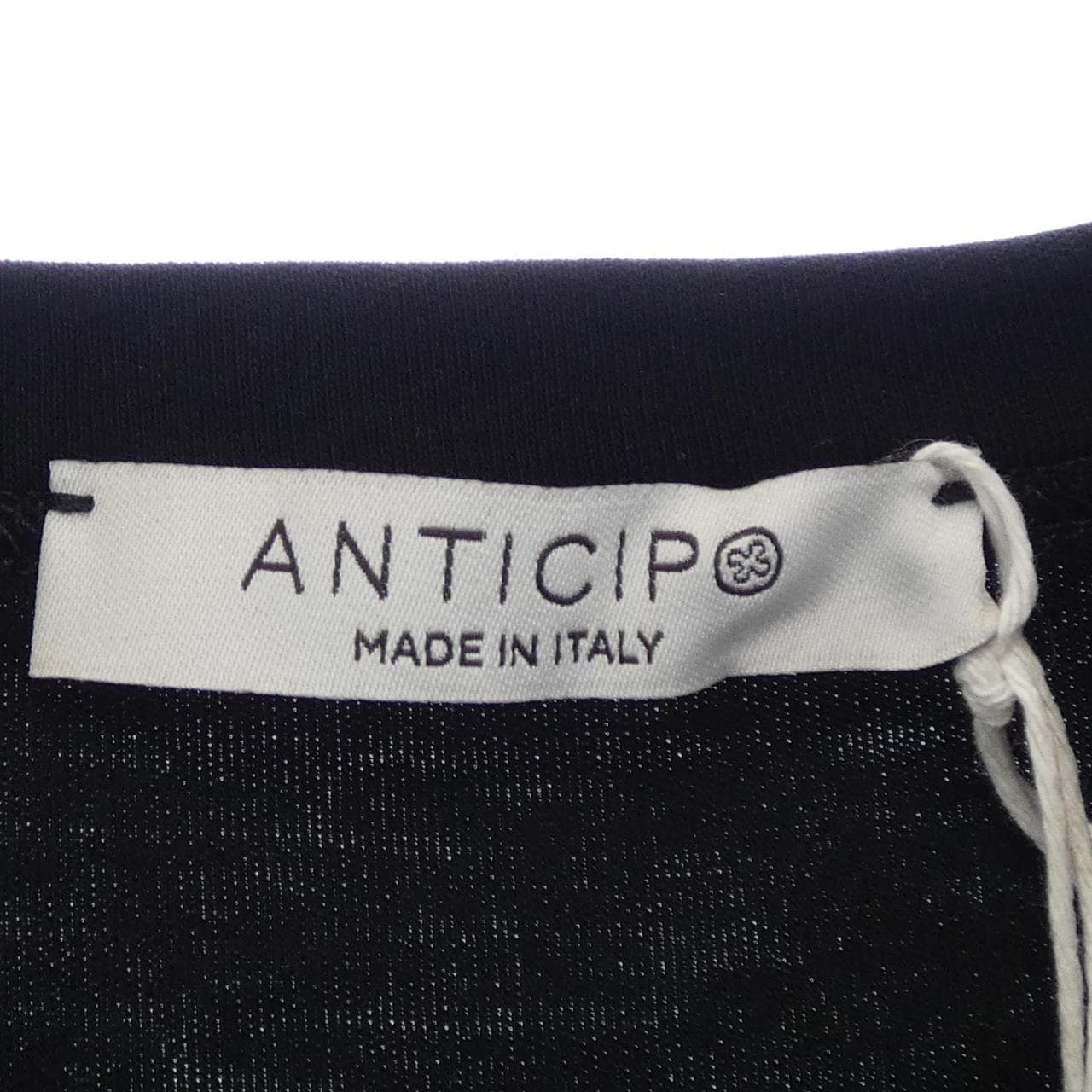 アンティーチポ ANTICIPO Tシャツ