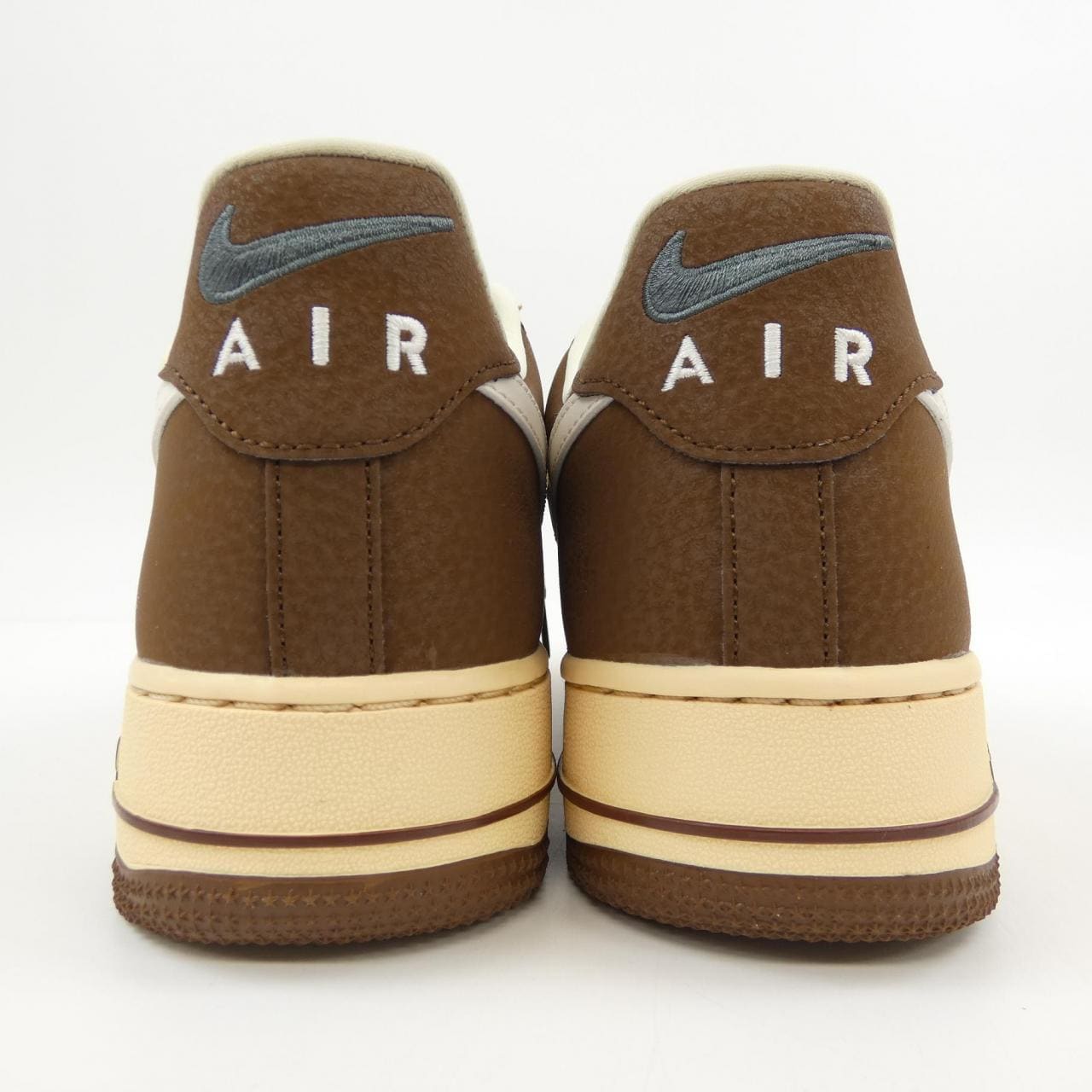 ナイキ NIKE スニーカー