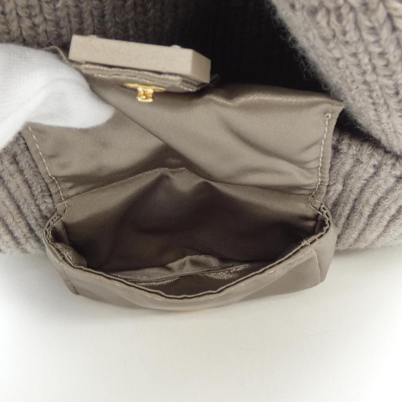 フェンディ FENDI FXQ938 ANB1 ニットキャップ