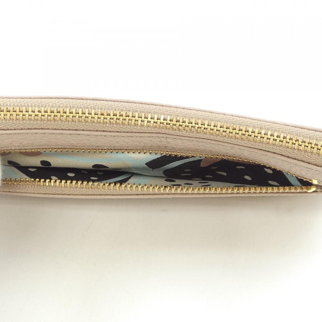 イアンヌ IANNE WALLET