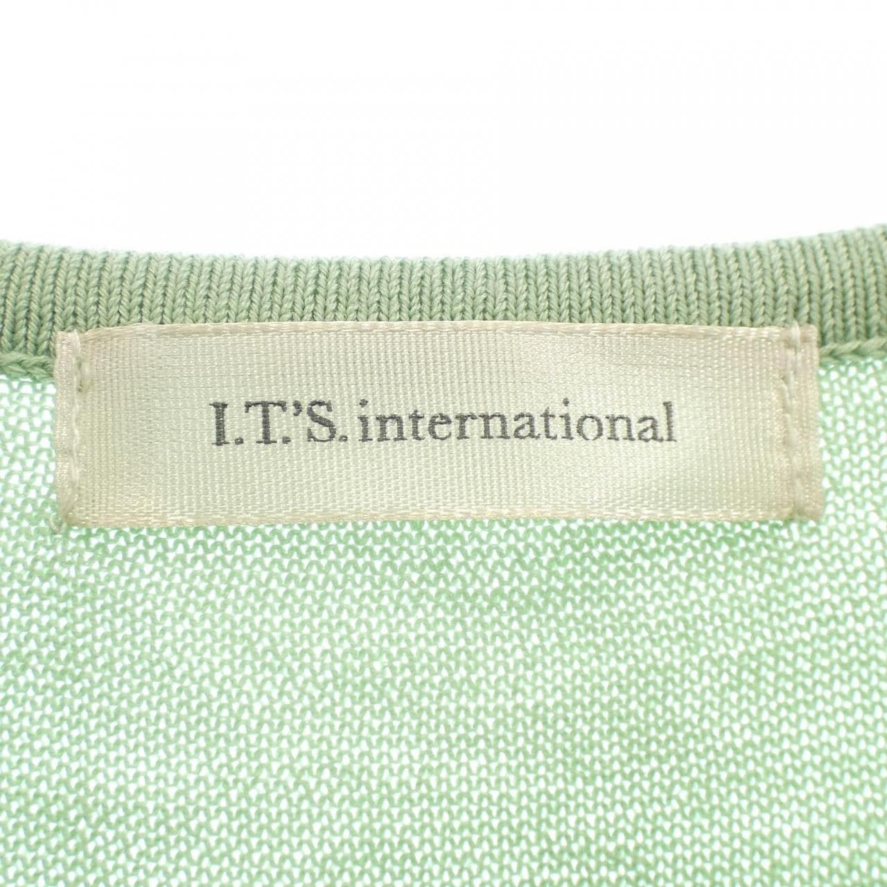 イッツインターナショナル I.T.'S.international トップス