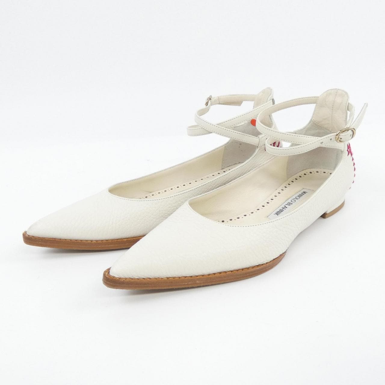 マノロブラニク MANOLO BLAHNIK フラットシューズ