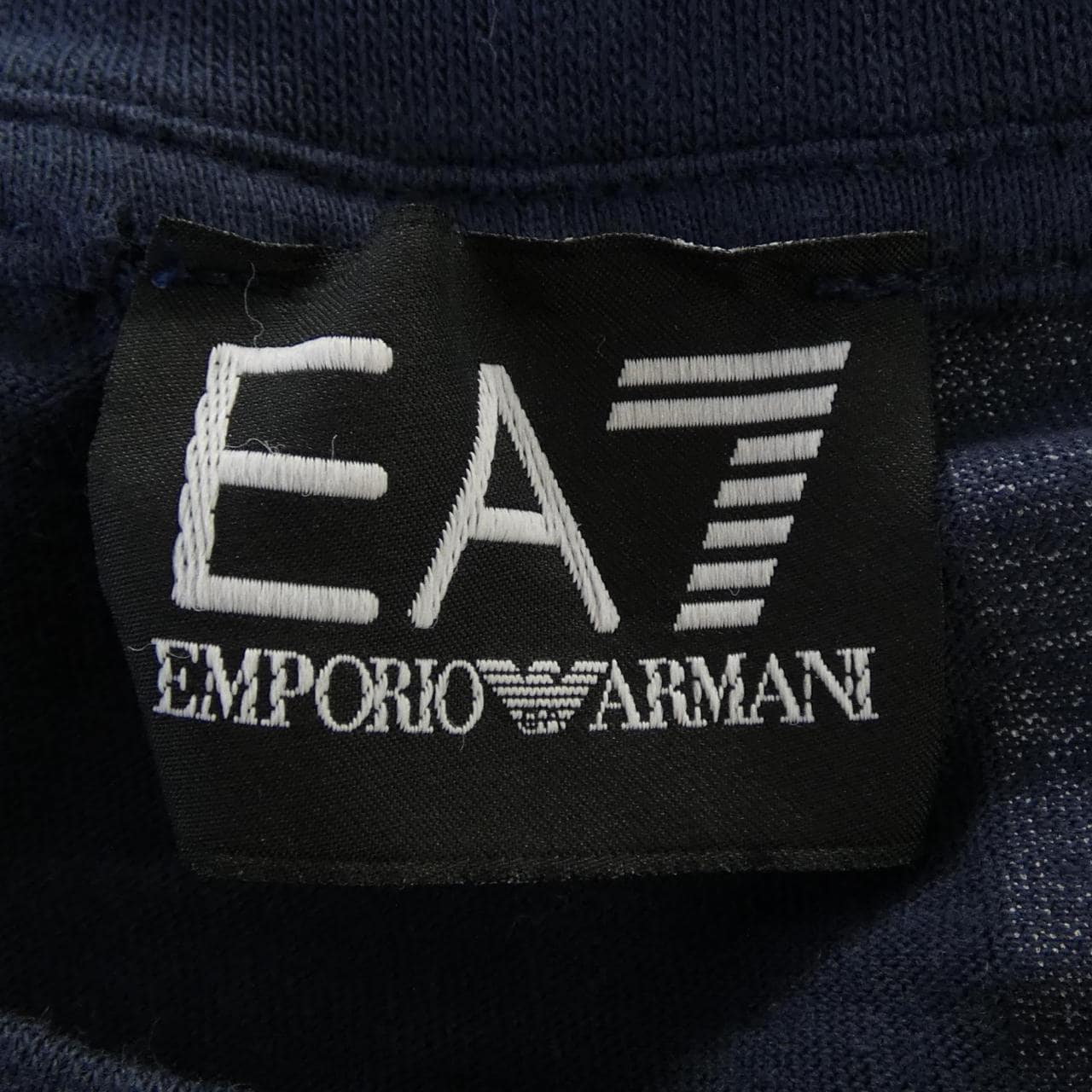 エアセッテ EA7 Tシャツ