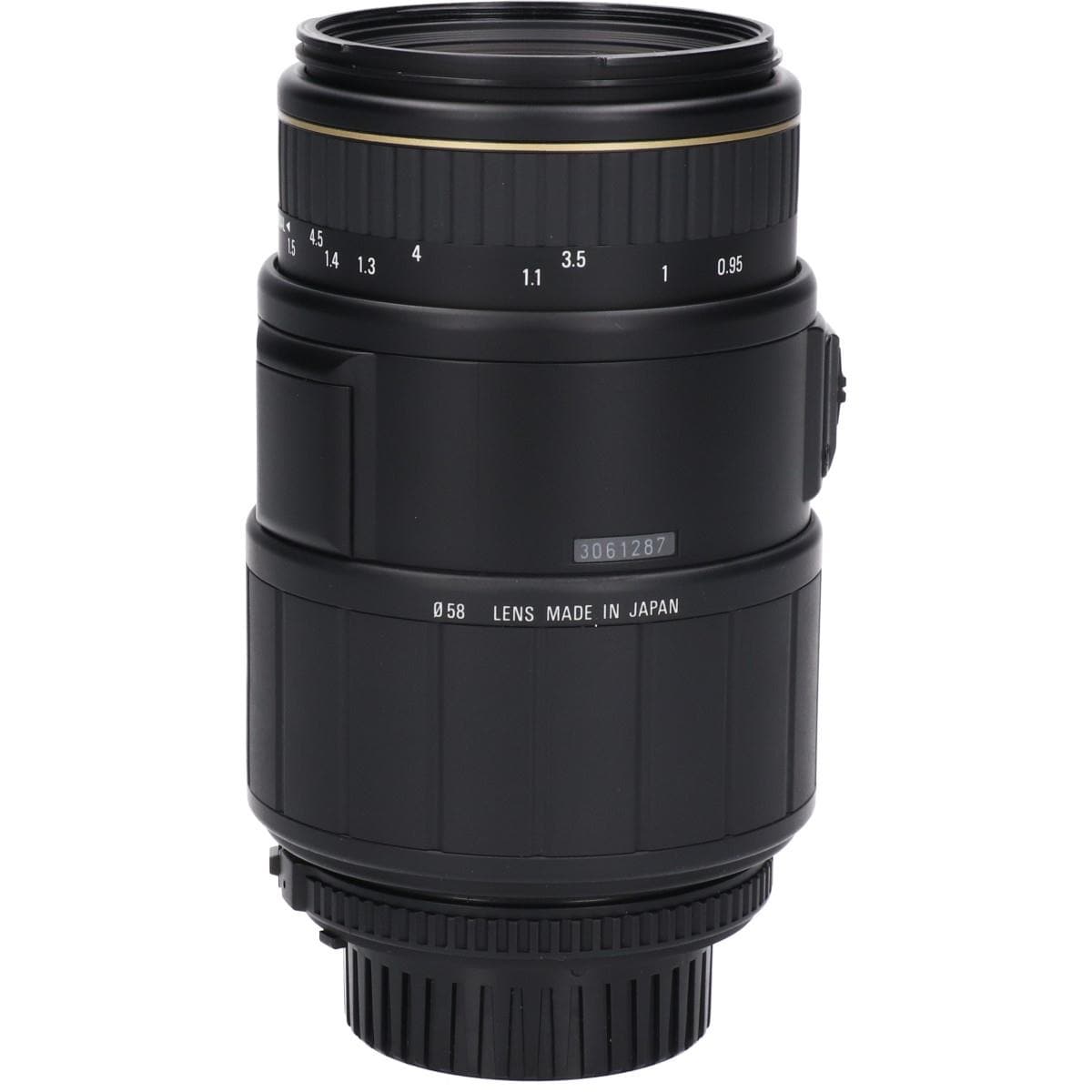 ニコン７０－３００ｍｍ　Ｆ４－５．６ＤＧ　ＭＡＣＲＯ