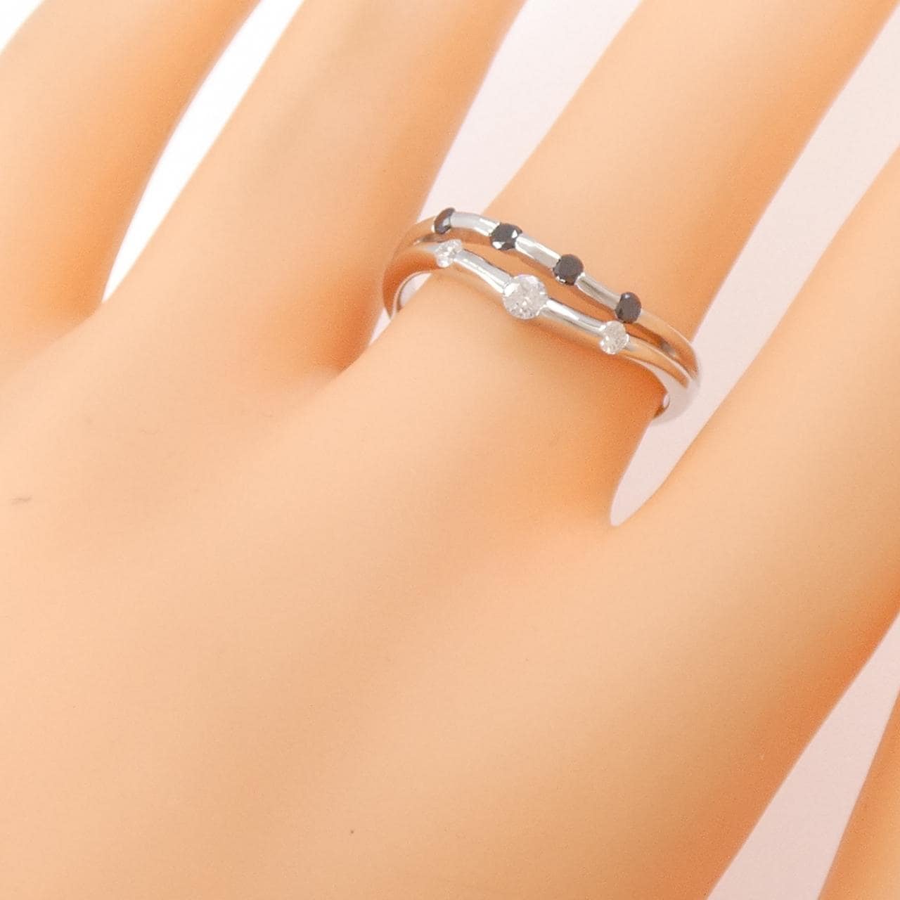 K18WG ダイヤモンド リング 0.28CT