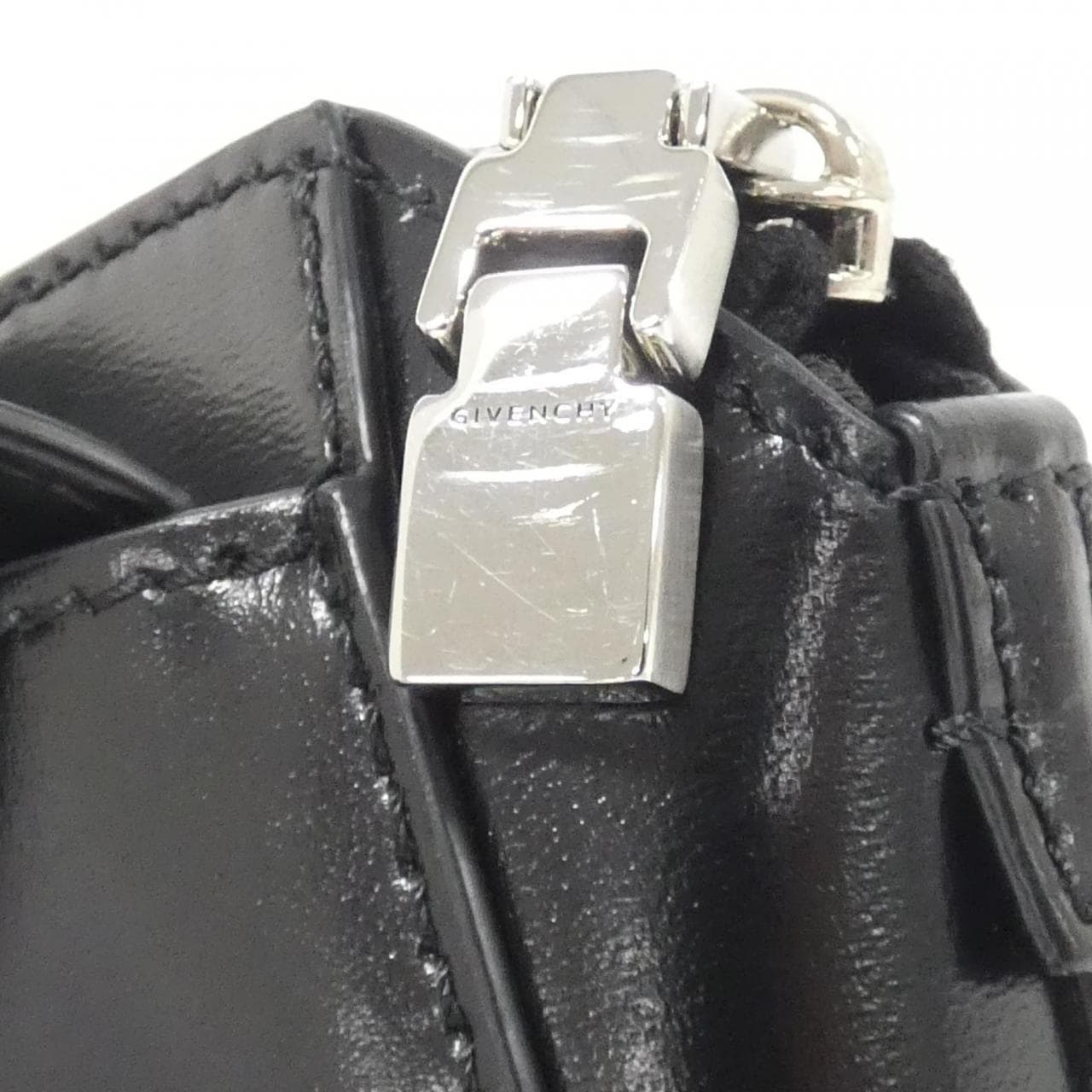 ジバンシー ミニ アンティゴナ BK60DEK14L ショルダーバッグ