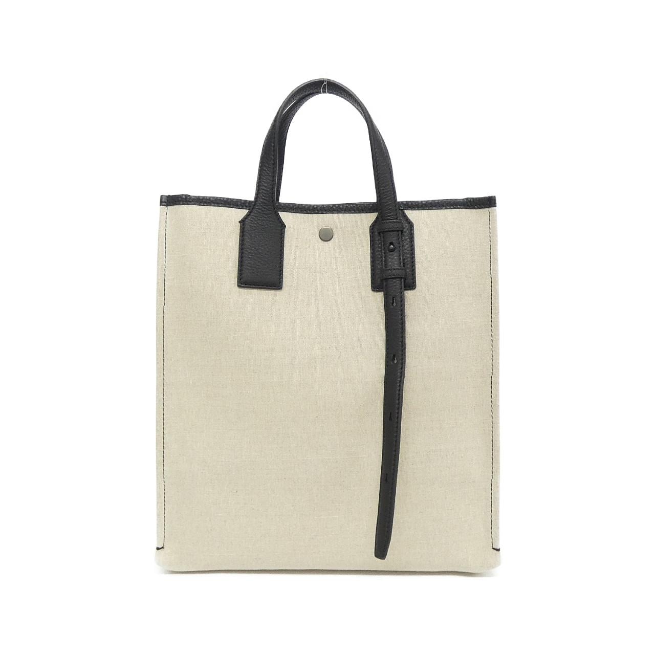 サルヴァトーレフェラガモ 24 0797 バッグ