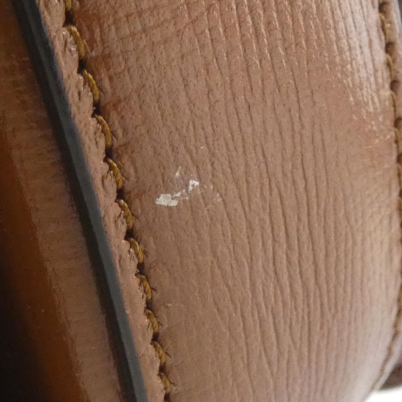 グッチ シルヴィ615965 1DB0X ショルダーバッグ