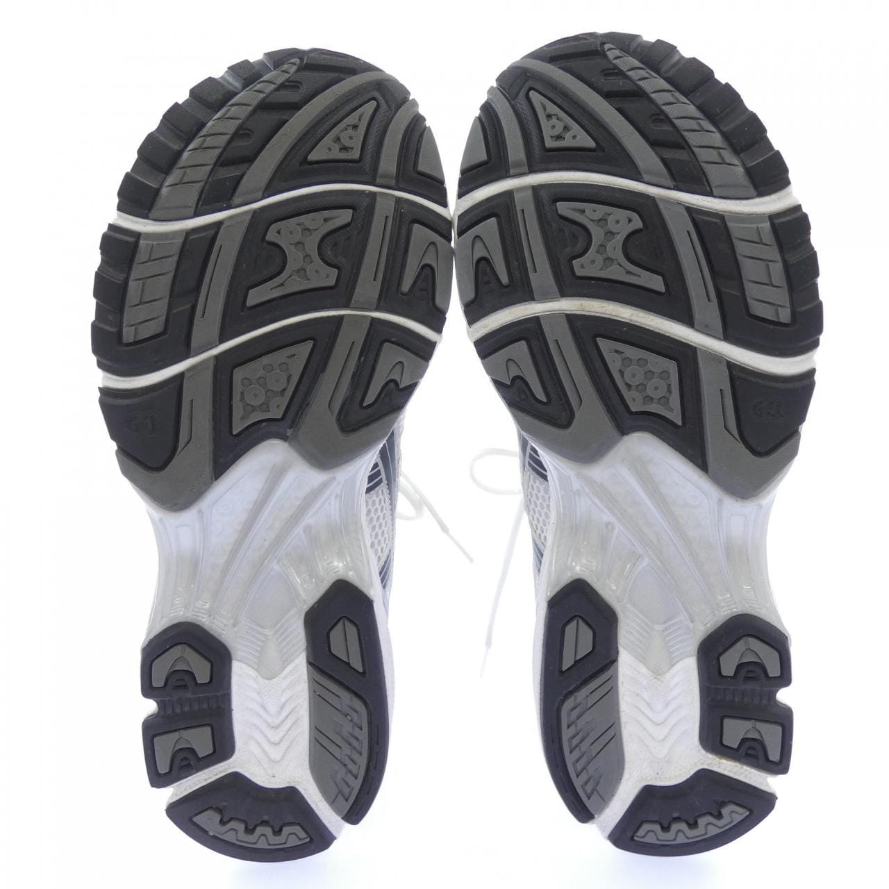 アシックス ASICS 1203A537 スニーカー