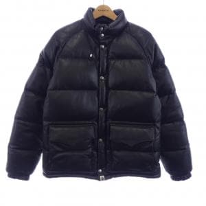 アベイシングエイプ A BATHING APE 001HJF701005X ダウンジャケット
