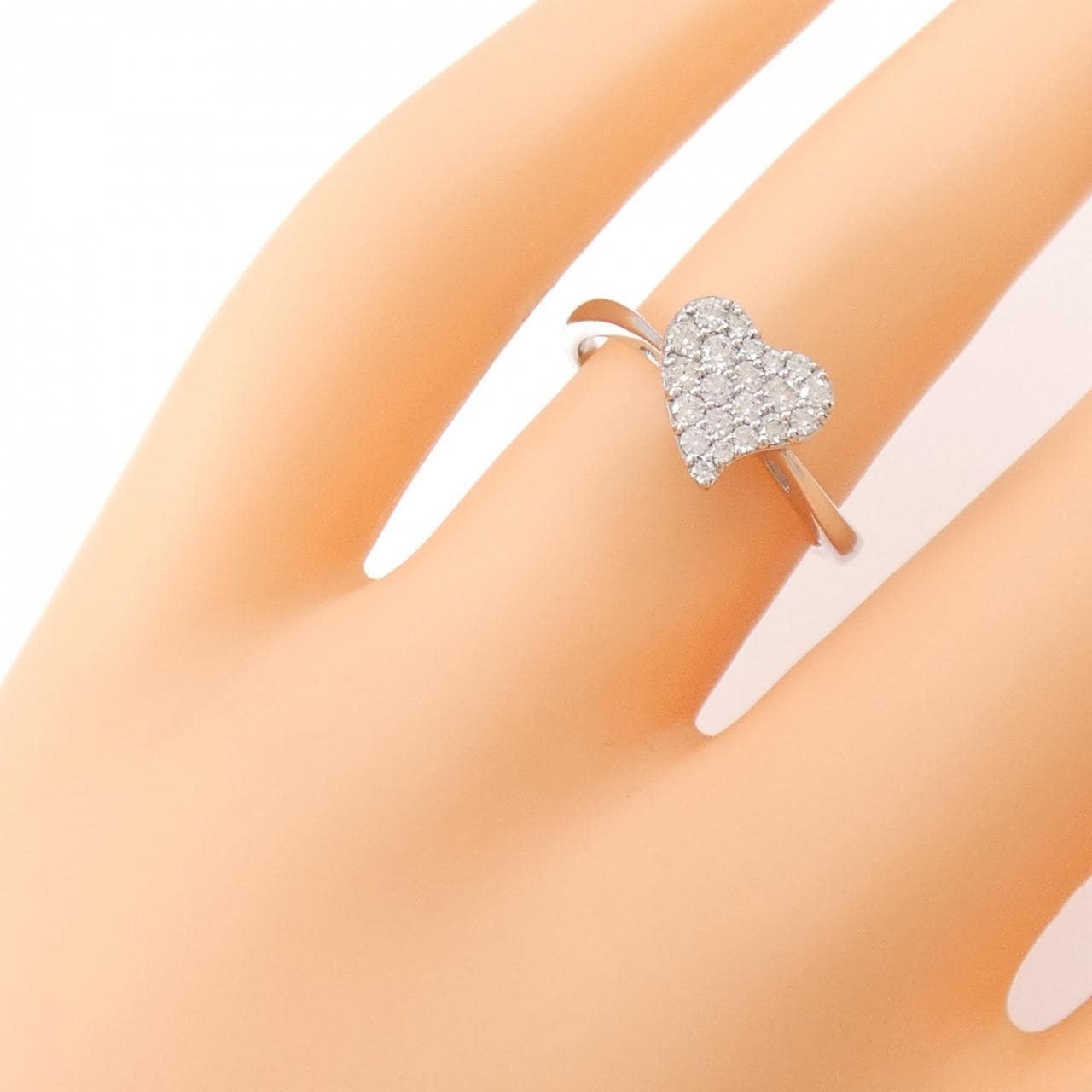 WGK18 Pave Heart Diamond Ring 0.25CT