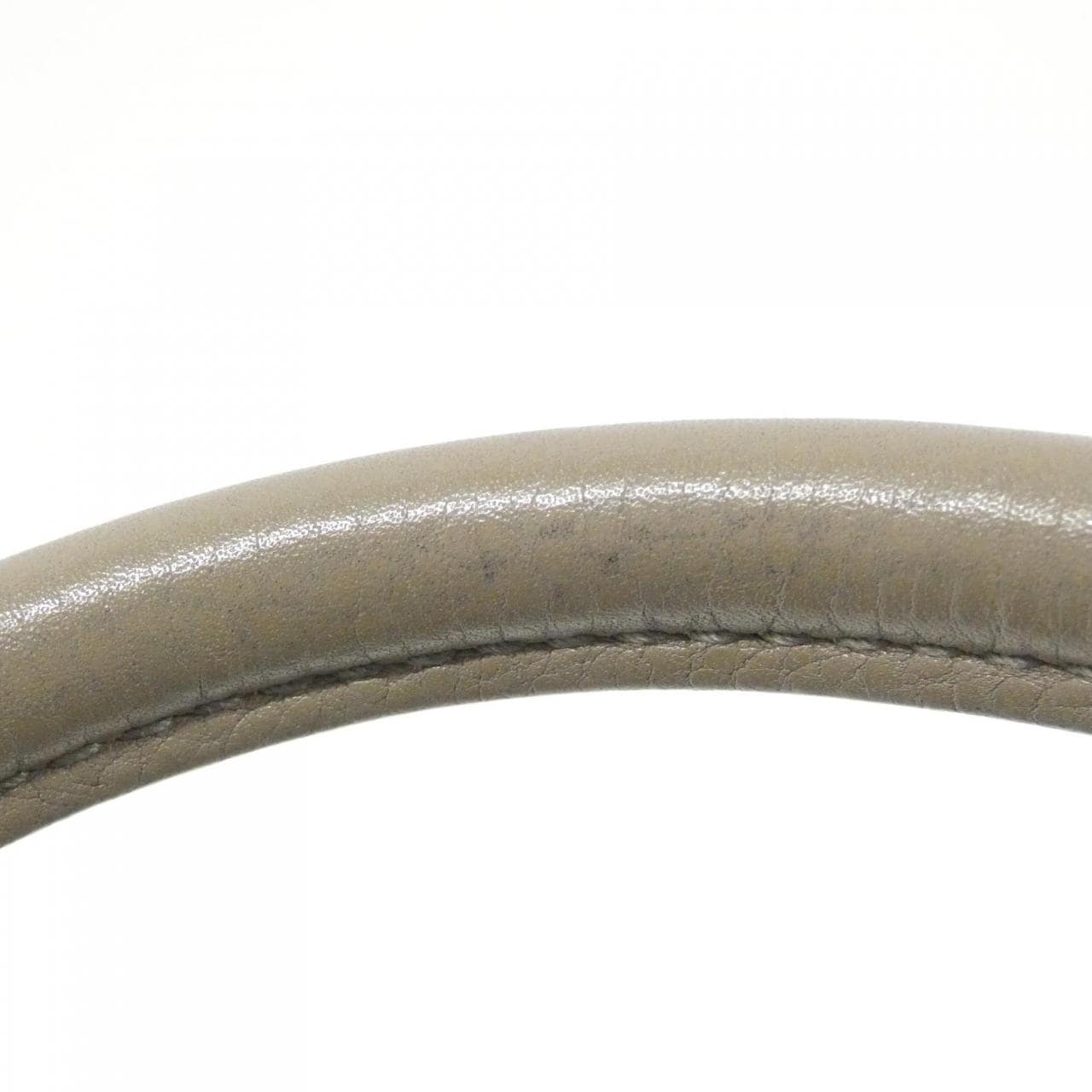 ルイヴィトン マヒナ XL M93119 ショルダーバッグ