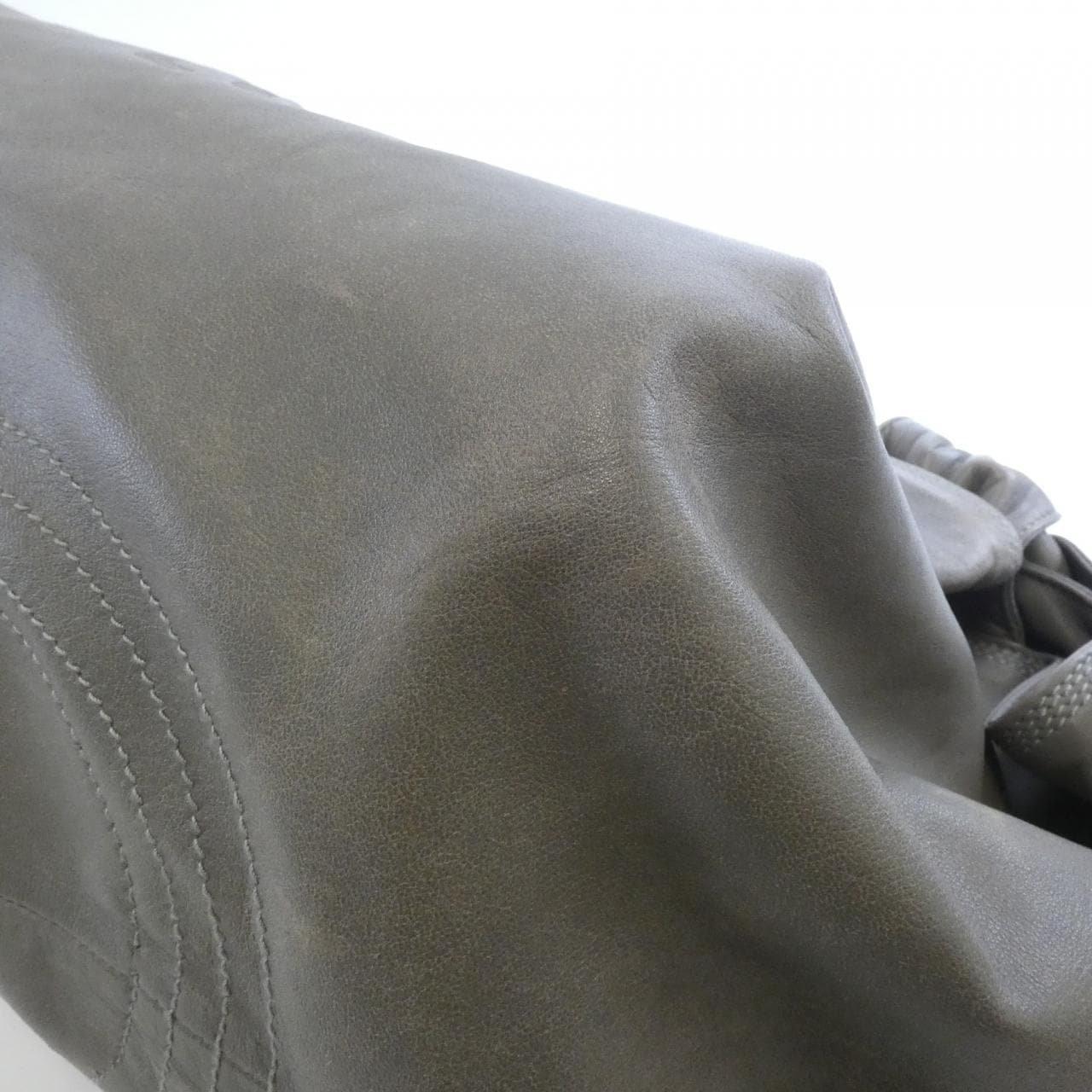 ロエベ ブリザ 309 82 105 バッグ