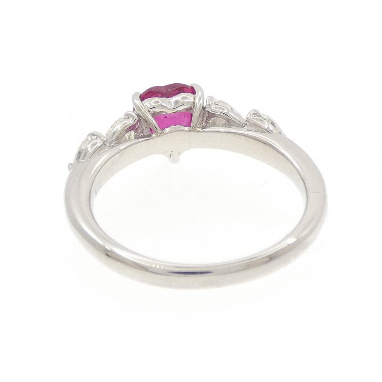 PT900 ハート ルビー リング 1.16CT