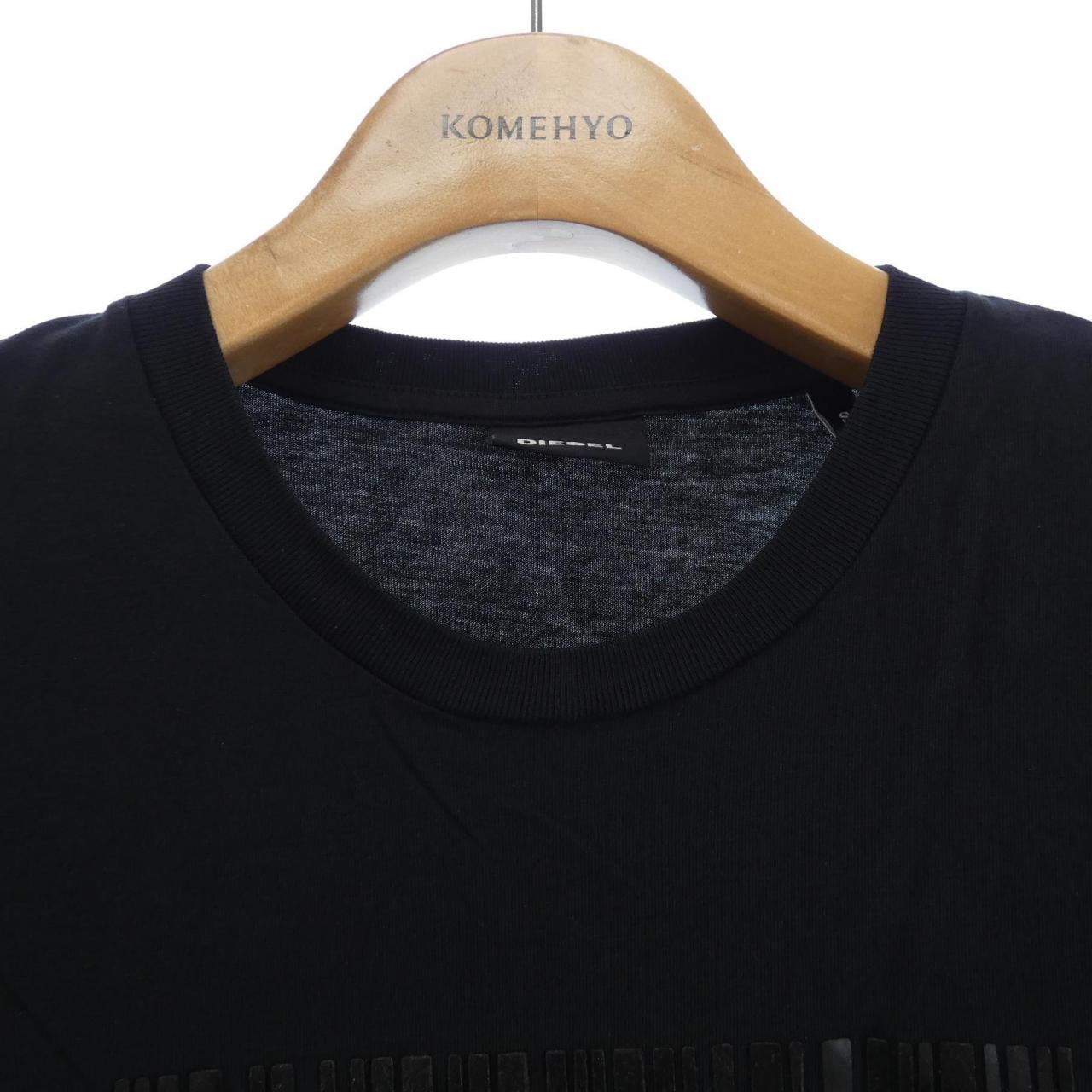 ディーゼル DIESEL Tシャツ