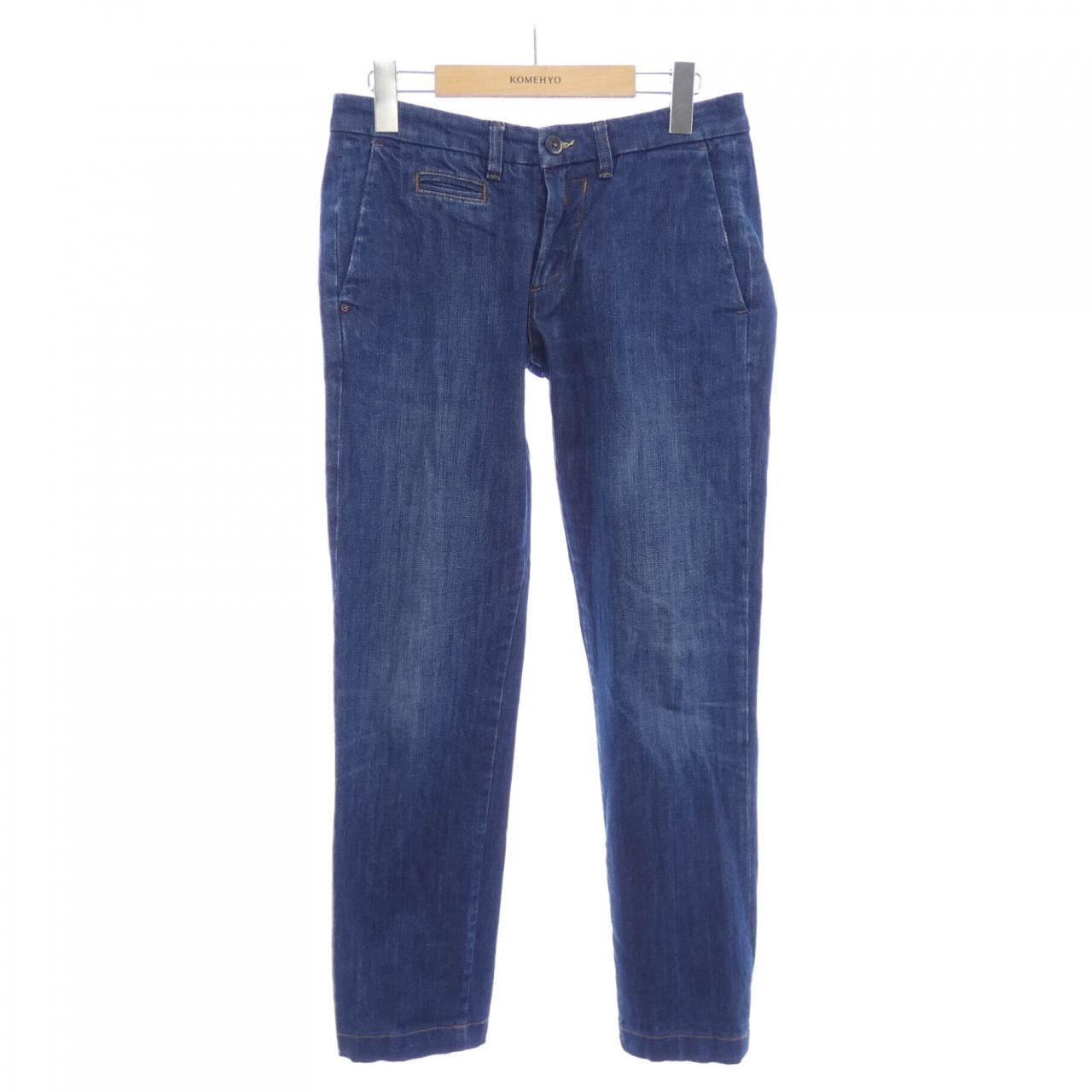 シープラス C PLUS ジーンズ