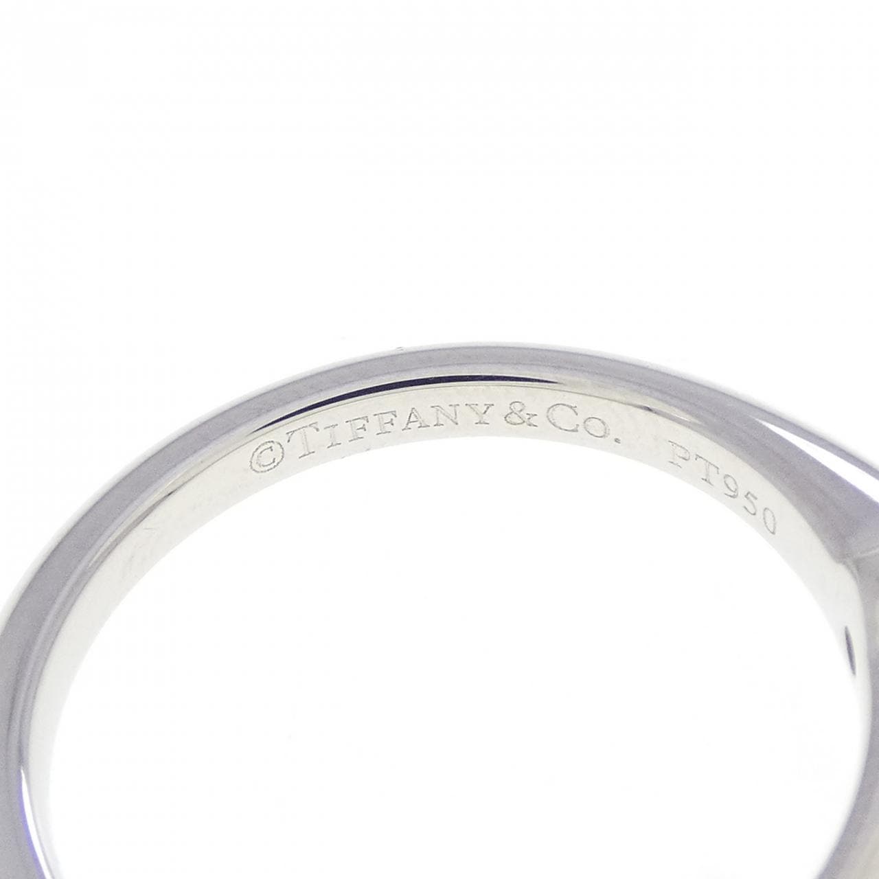 ティファニー クラシックソリティア リング 0.44CT G VS2 3EXT