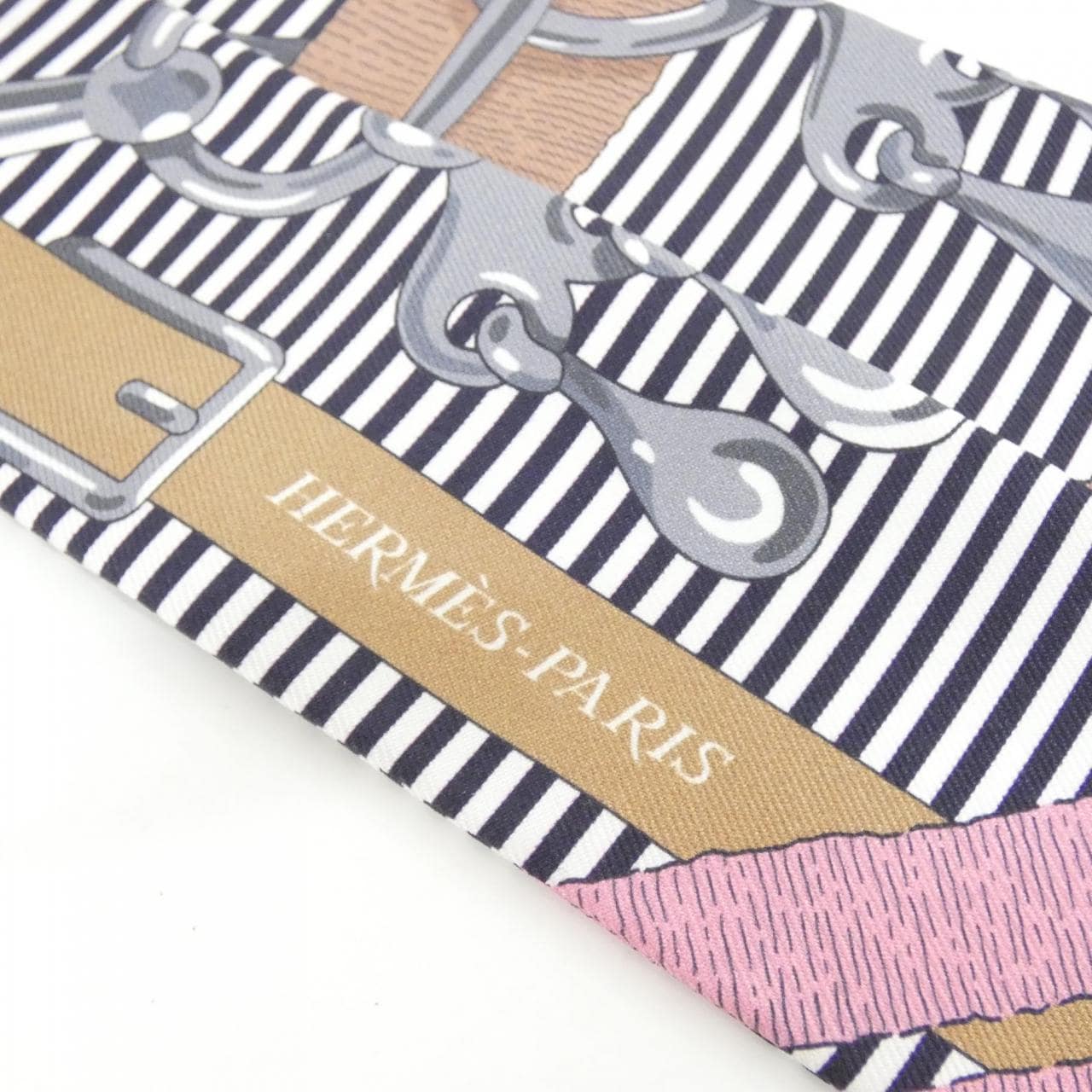 エルメス MORS A JOUETS CHEMIES ツイリー 063419S スカーフ