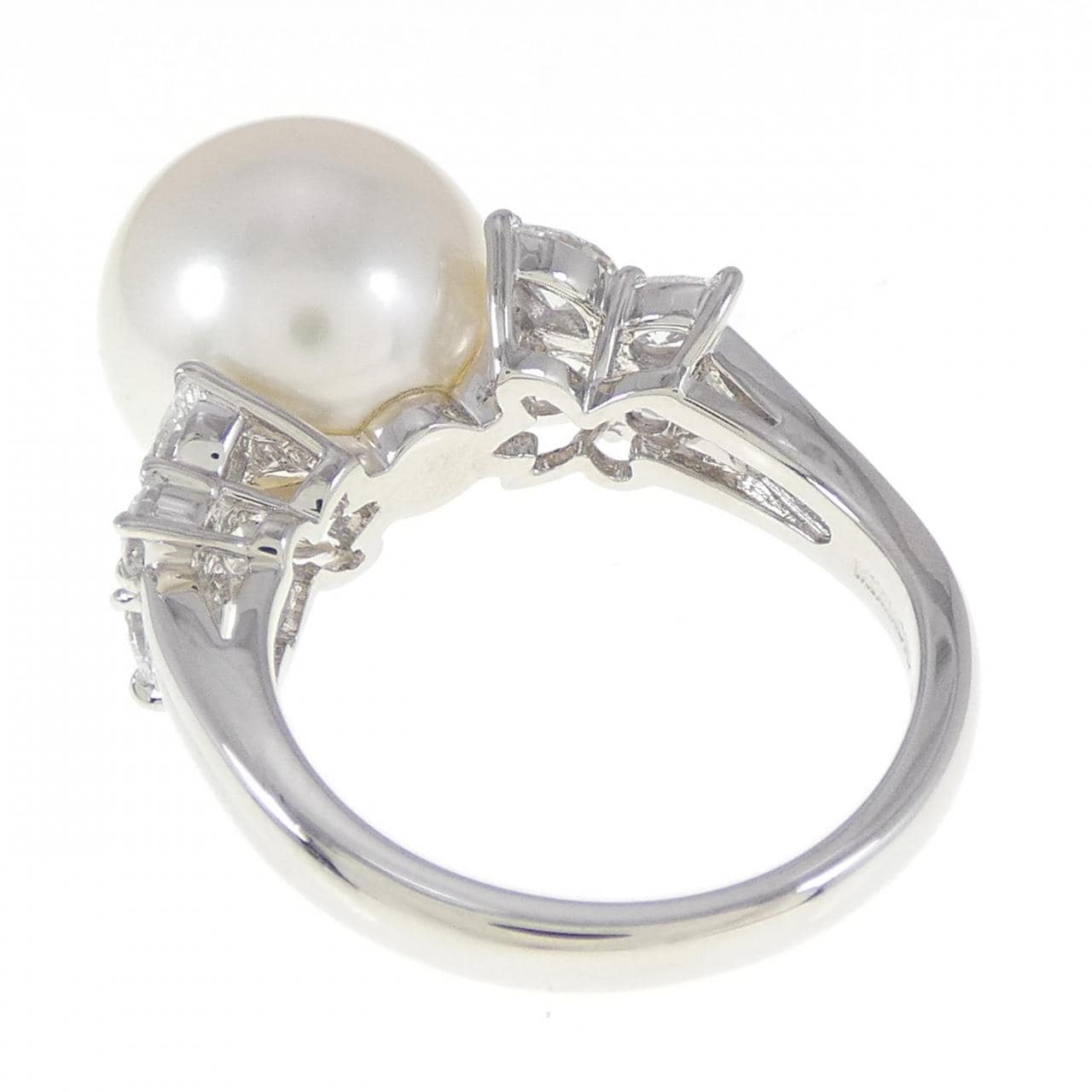 MIKIMOTO White Butterfly Pearl Ring 11.4mm