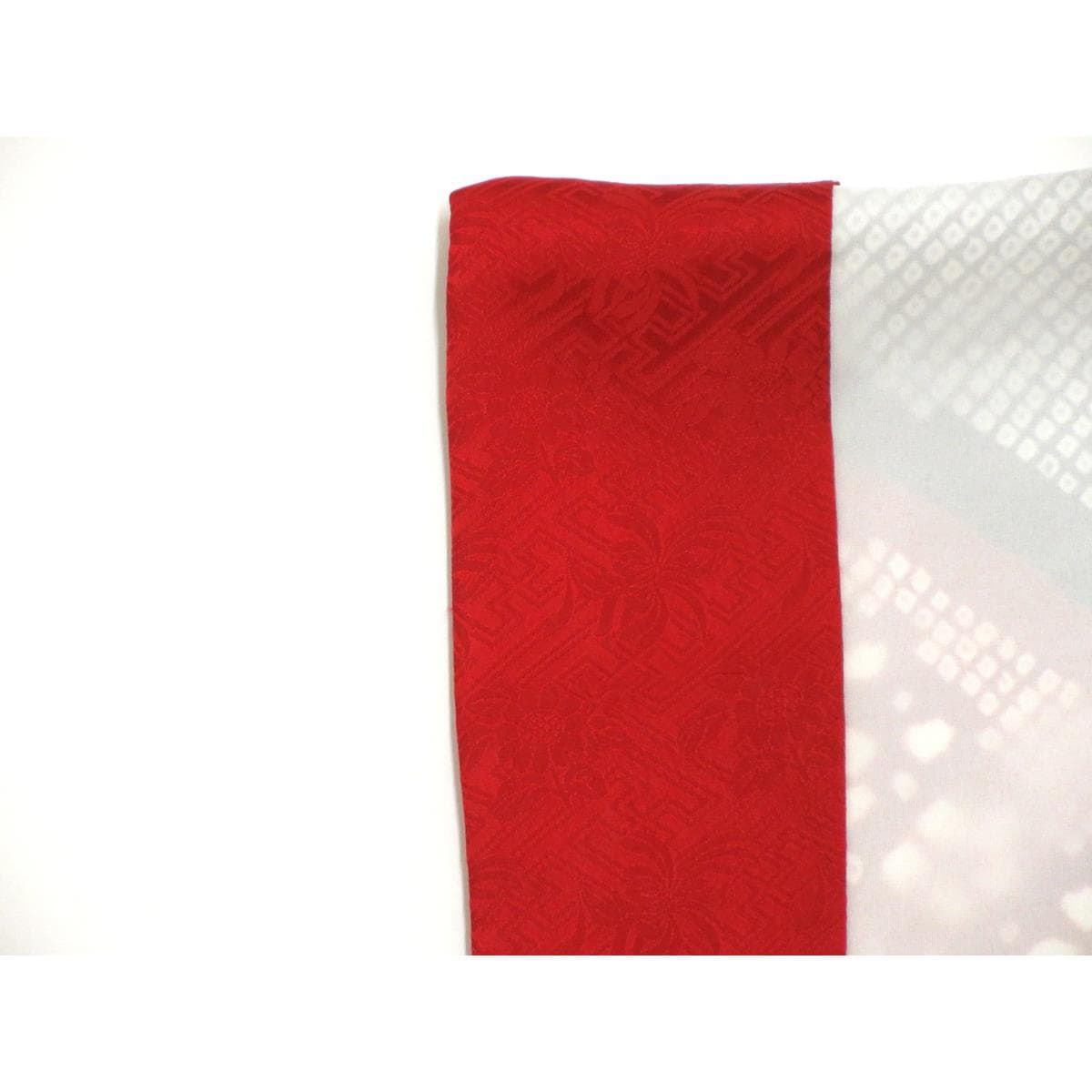 振袖　友禅金彩加工　刺繍入り絞り加工