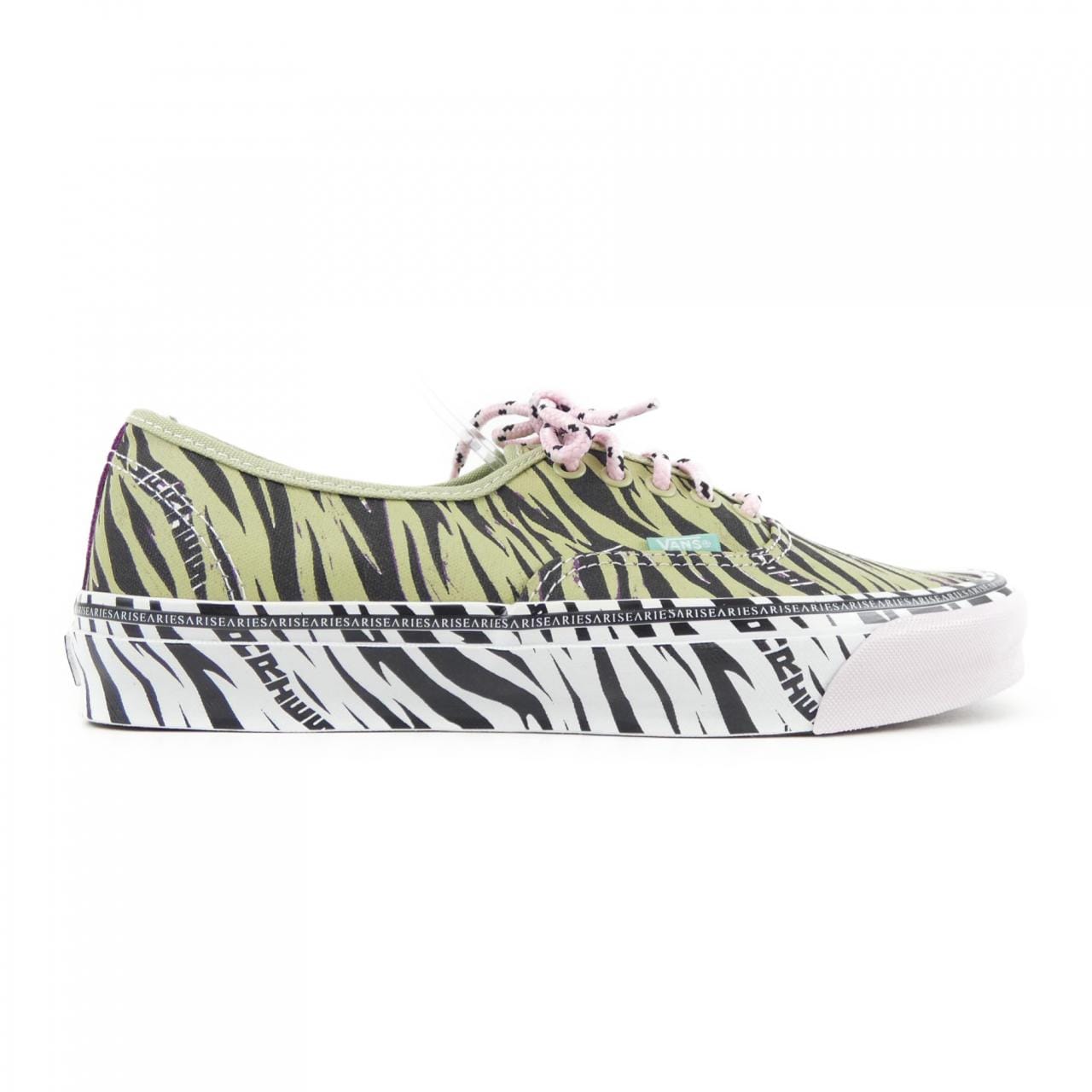 バンズ VANS スニーカー