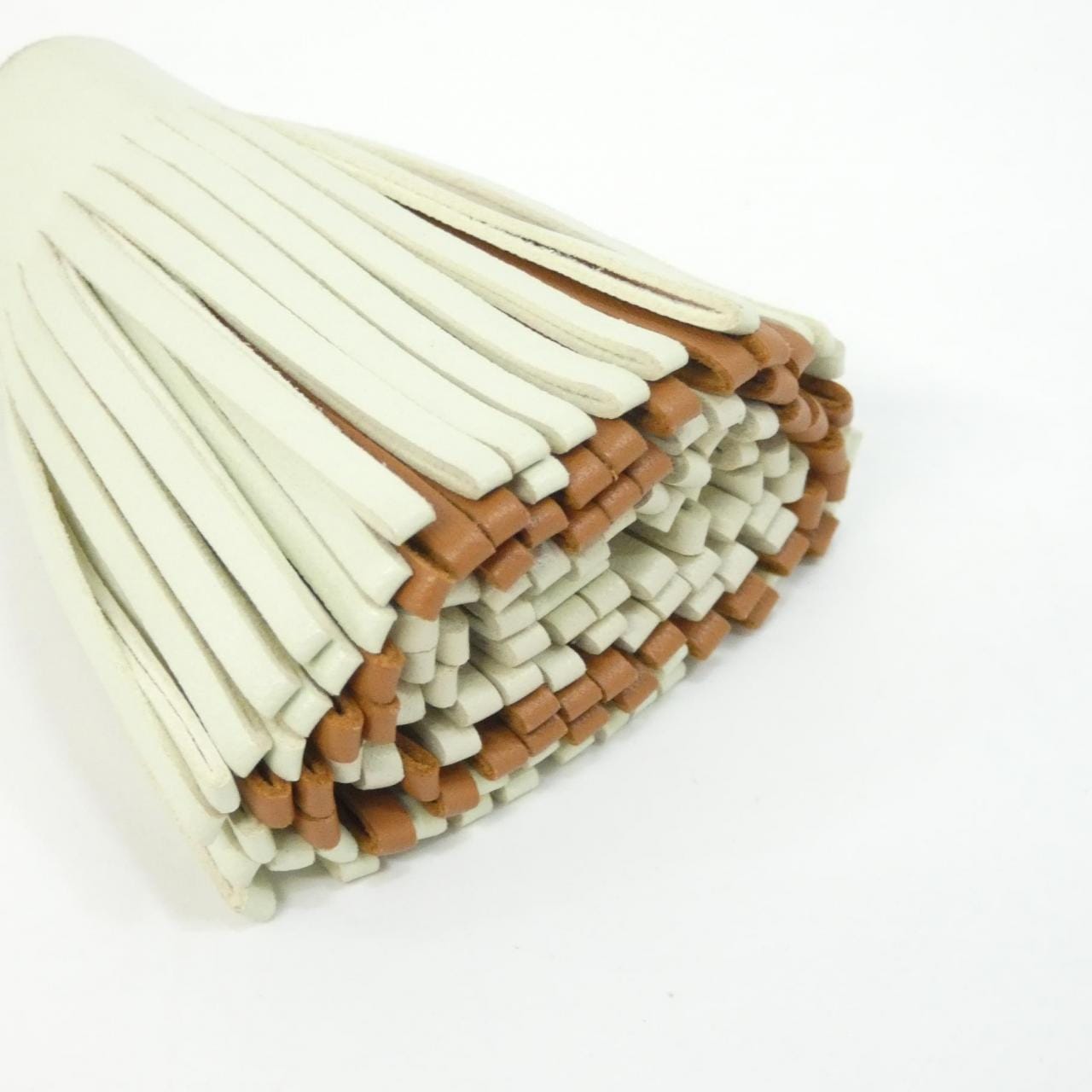 エルメス カルメン トリコロール 079018CJ キーリング