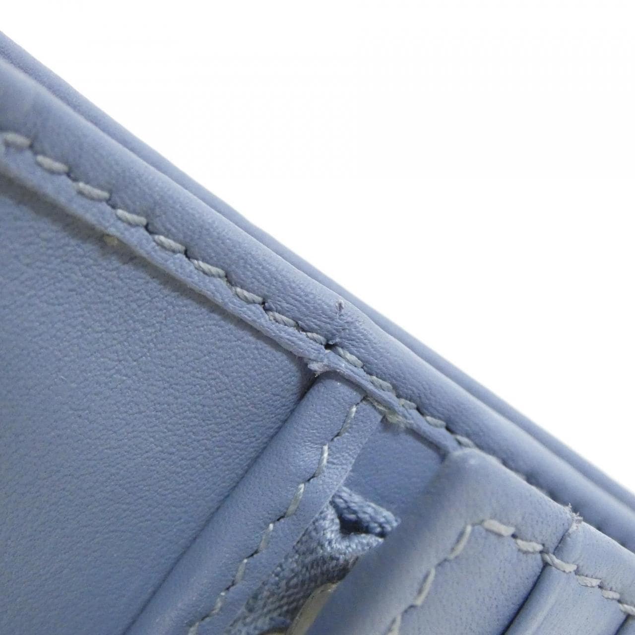 【未使用品】グッチ GG EMBLEM 820692 FAD6L 財布