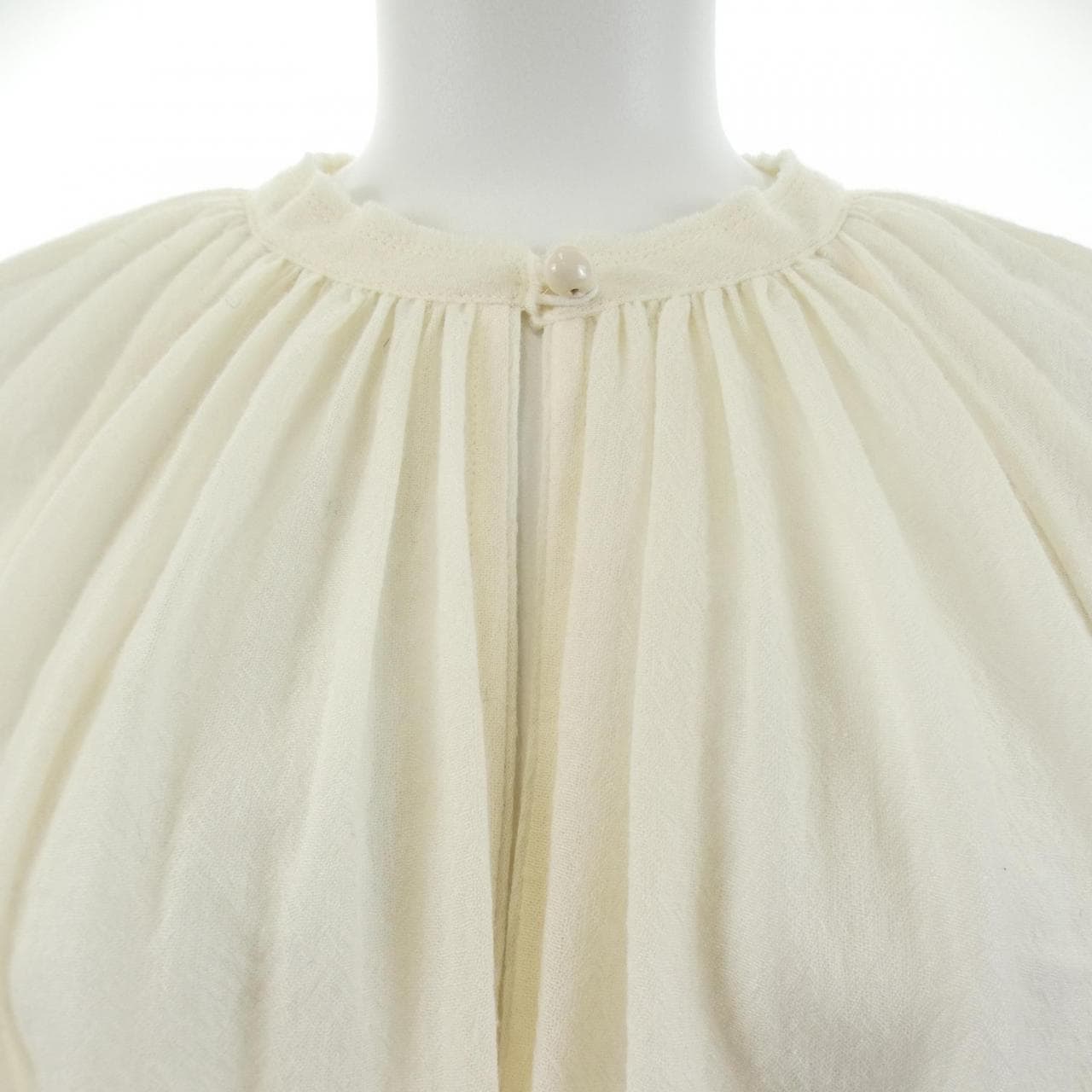 クロエ Chloe トップス