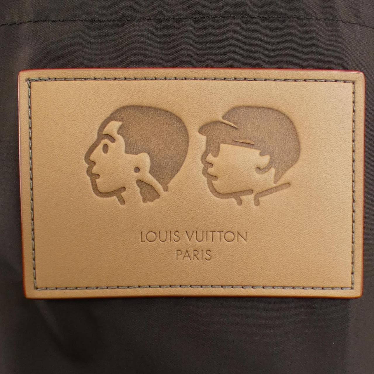 LOUIS VUITTON Vuitton 雙面抓絨外套 HTY62WXMC