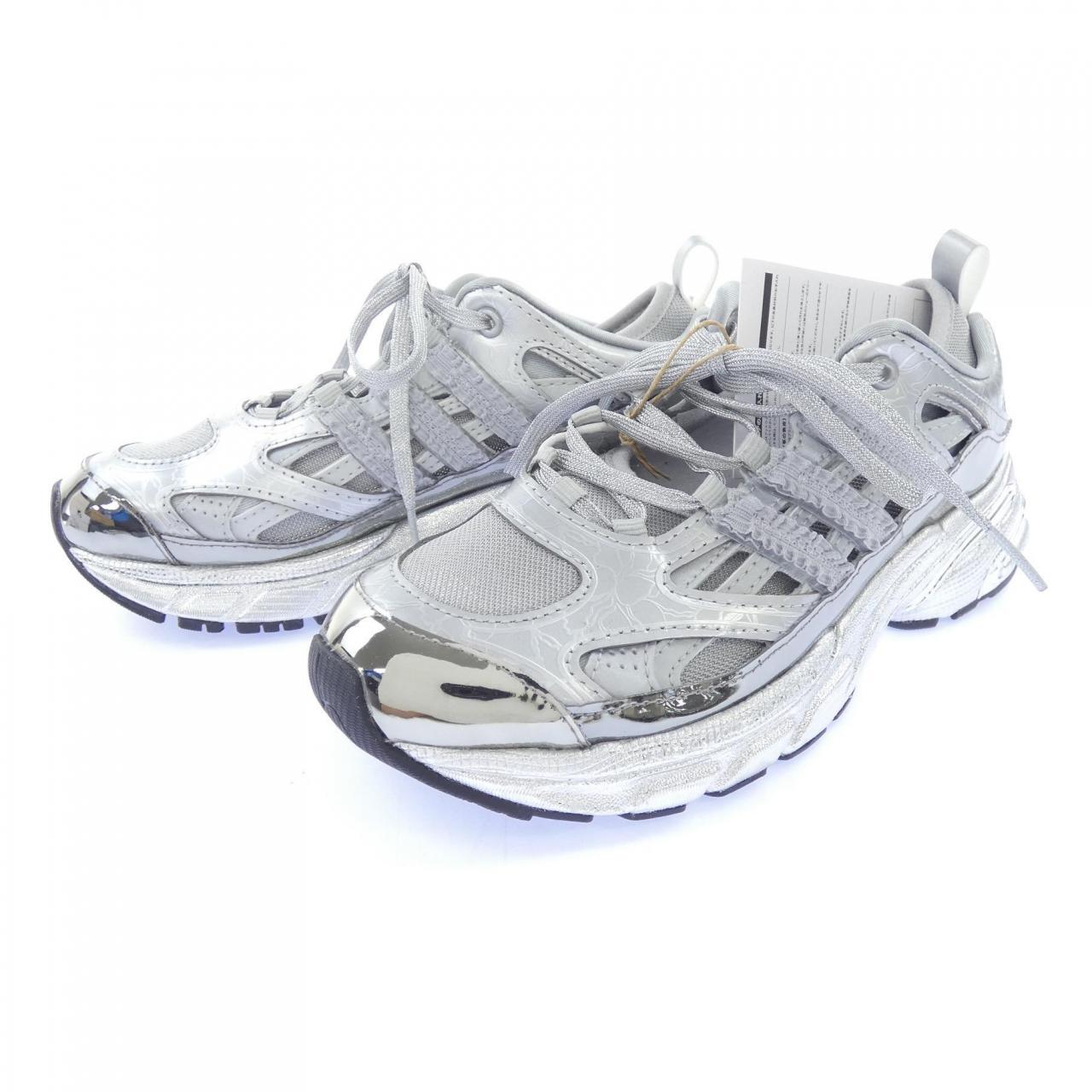 アディダス ADIDAS JP7374 スニーカー