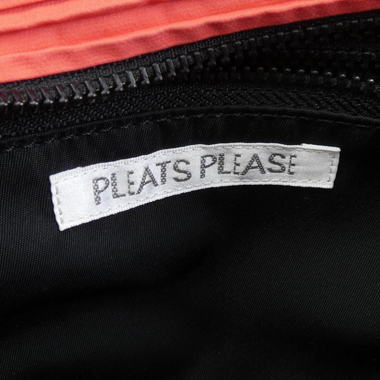 百褶PLEATS PLEASE BAG