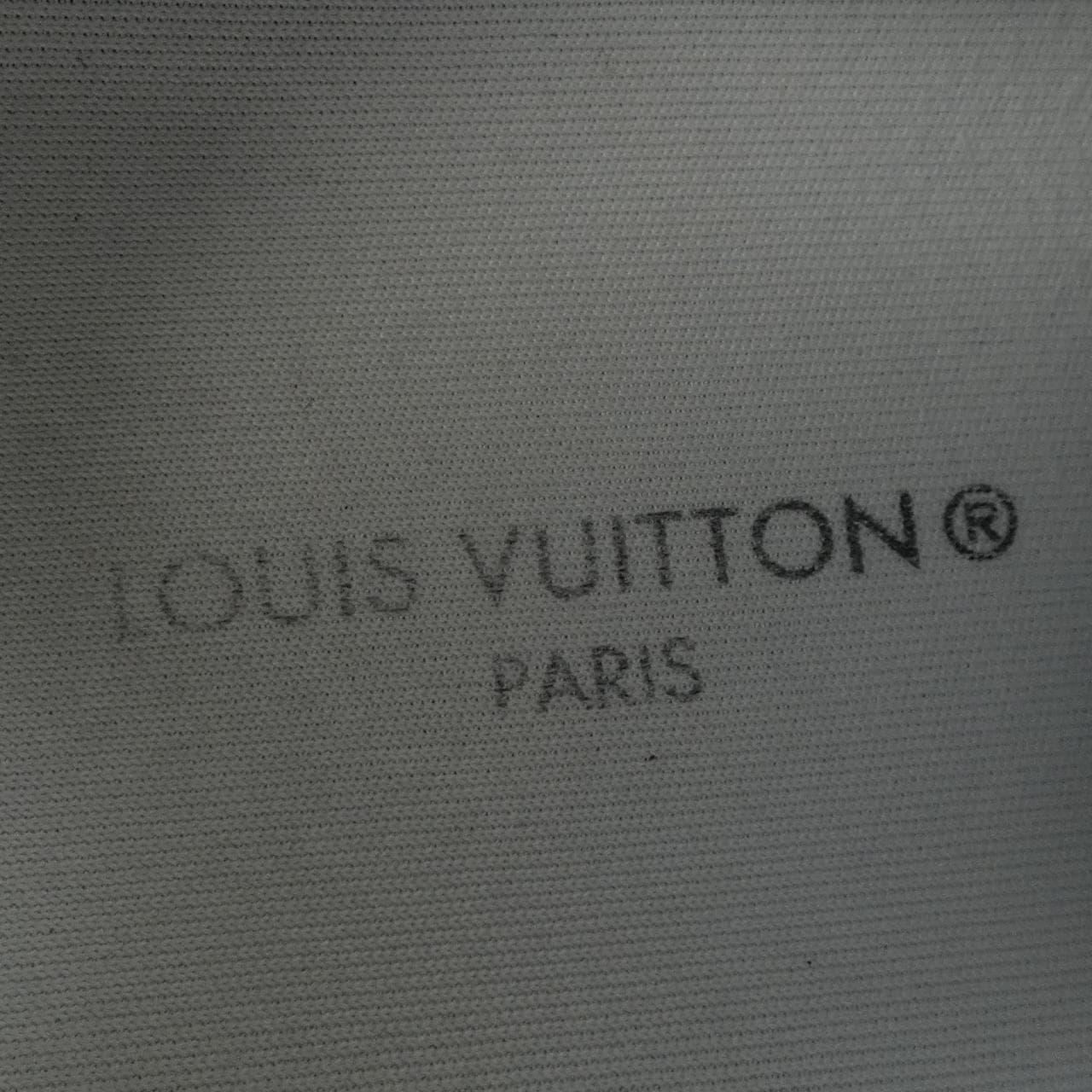 ルイヴィトン LOUIS VUITTON スニーカー
