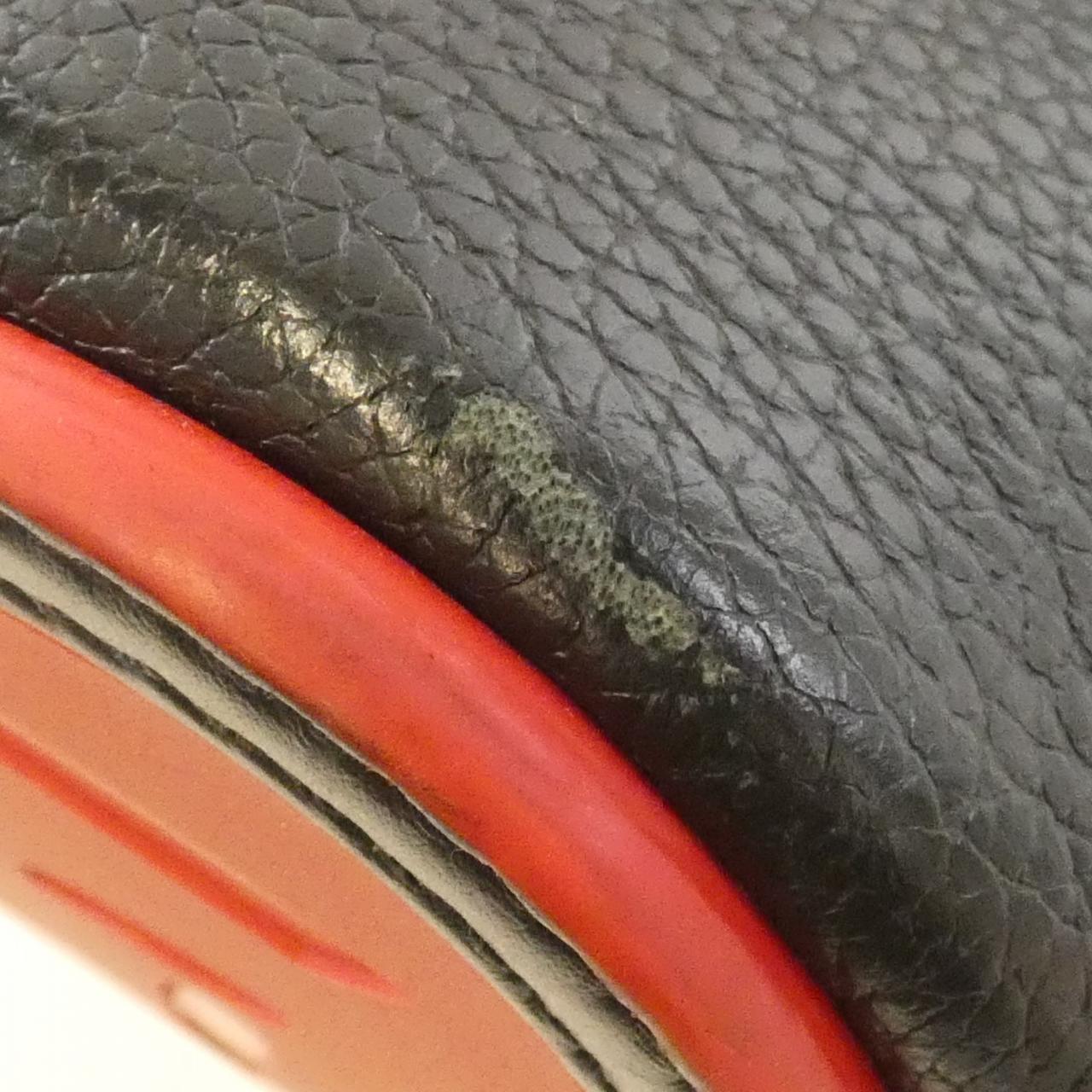 クリスチャンルブタン バッグ