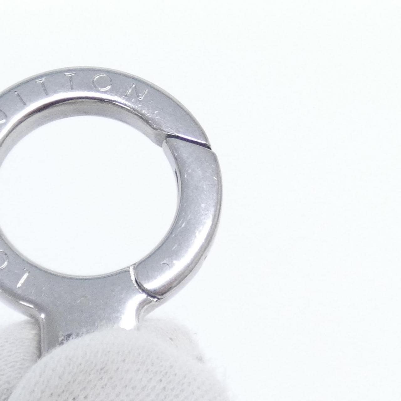 ルイヴィトン チェーン ベルト パール ミニ M03024 アクセサリーチェーン