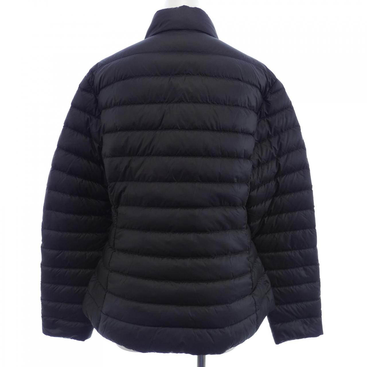 【新品】モンクレール MONCLER ダウンジャケット