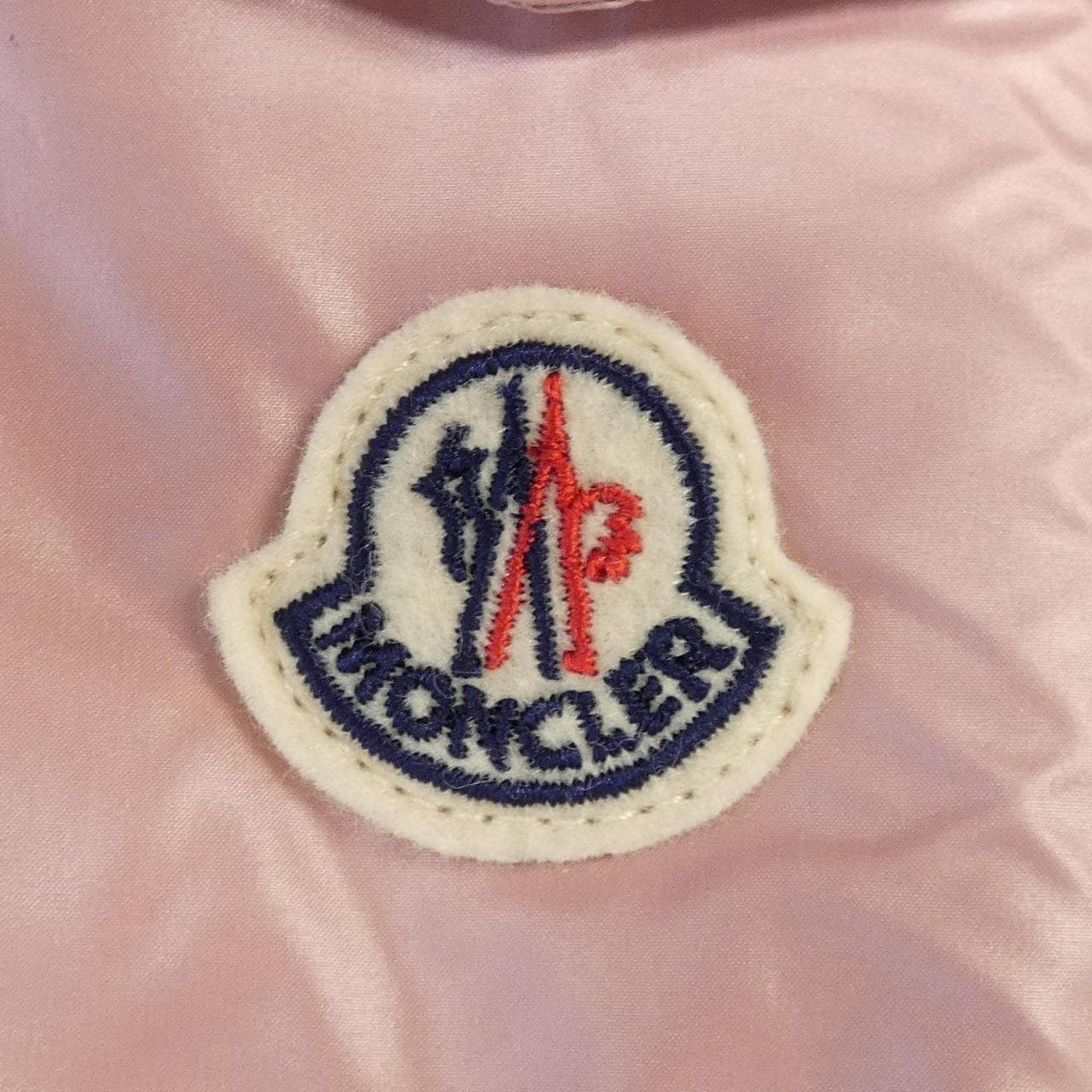 モンクレール MONCLER ダウンジャケット