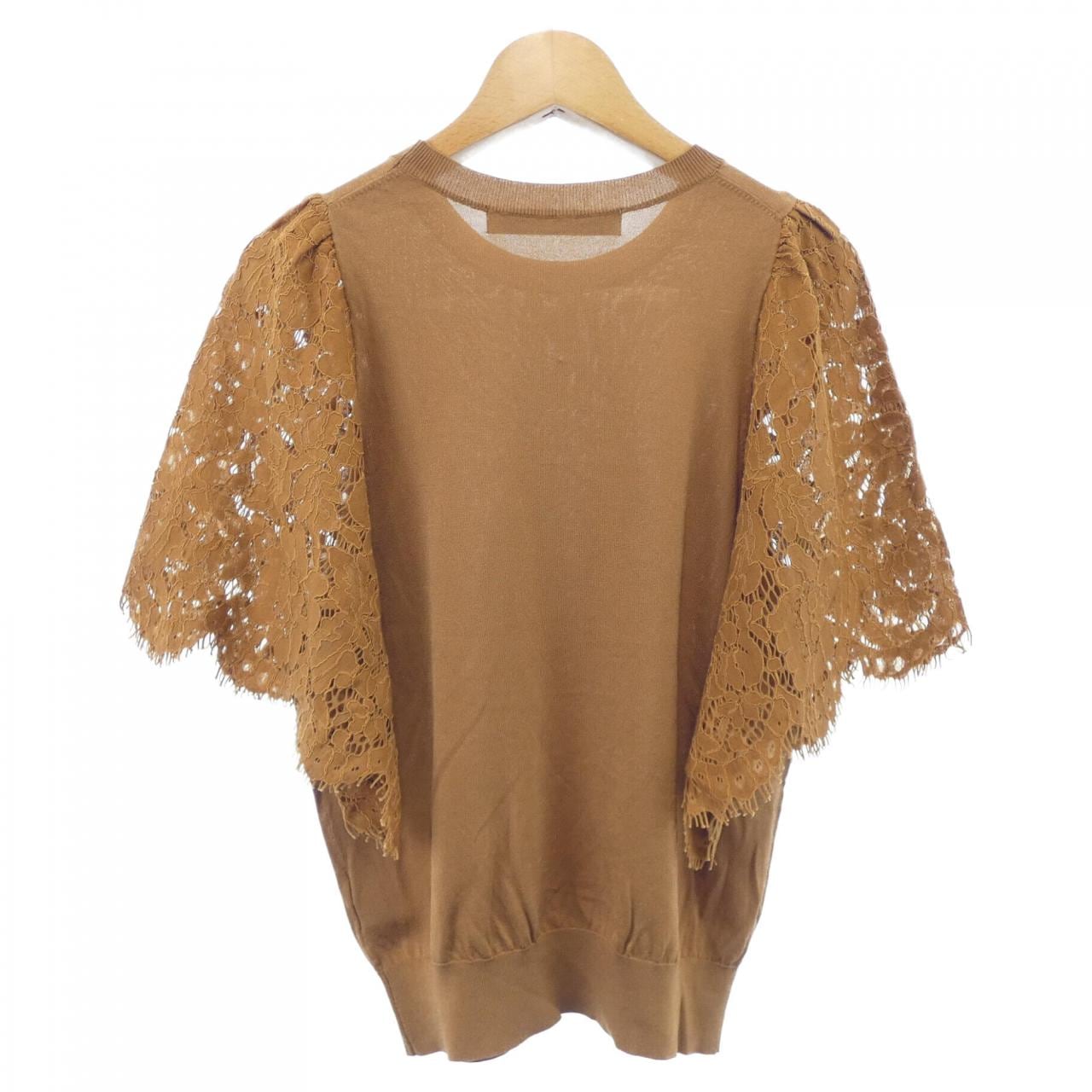 ティアラ TIARA トップス