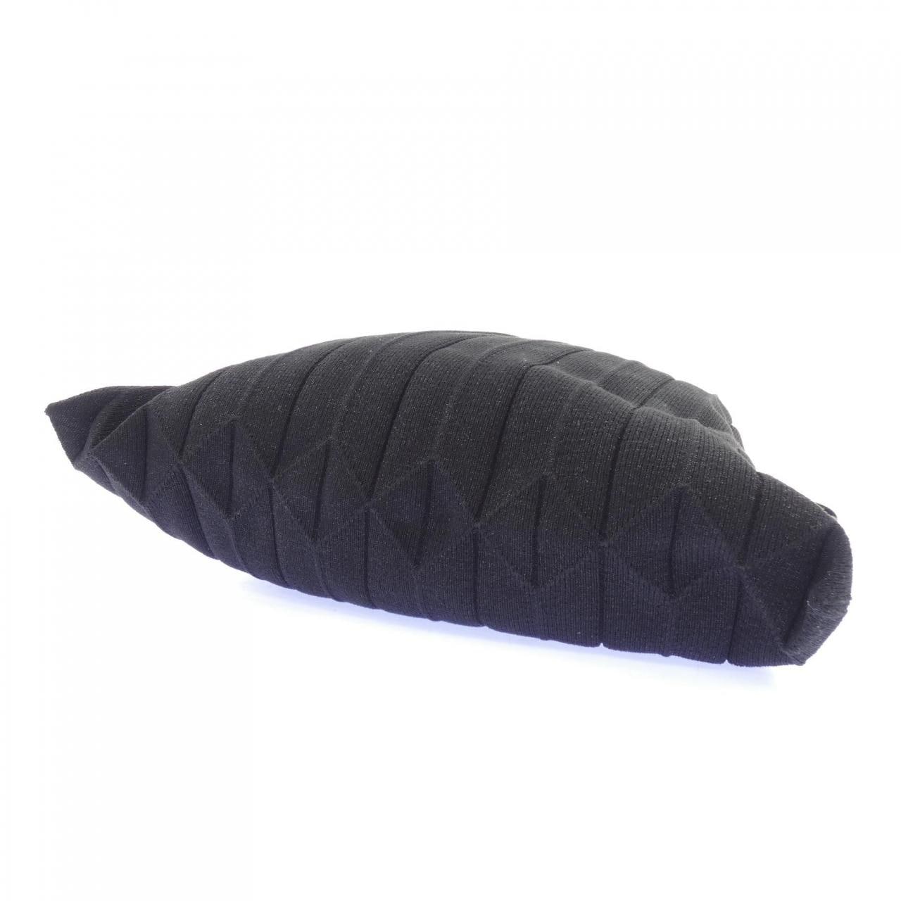 PLEATS MAMA BAG