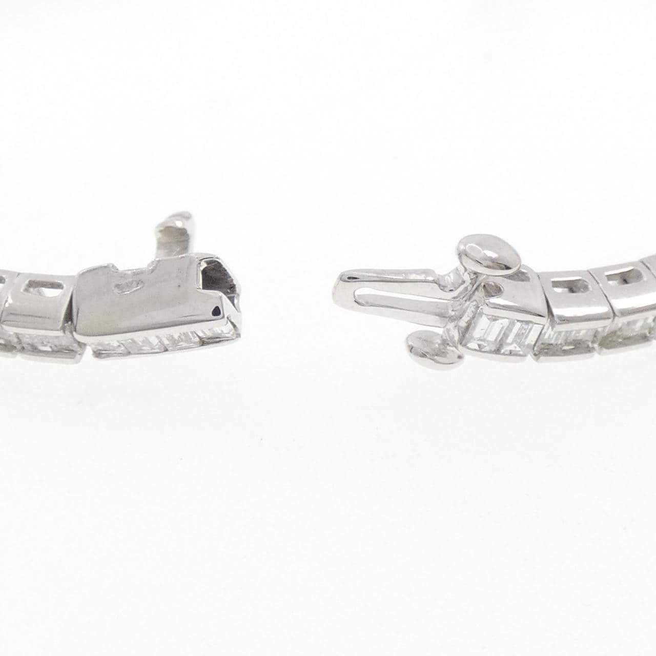 750WG ダイヤモンド ブレスレット 5.50CT