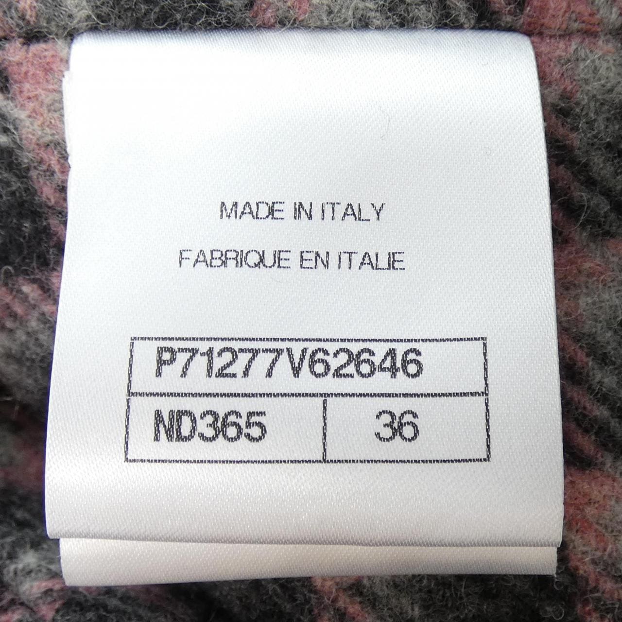 シャネル CHANEL P71277V62646 ベスト