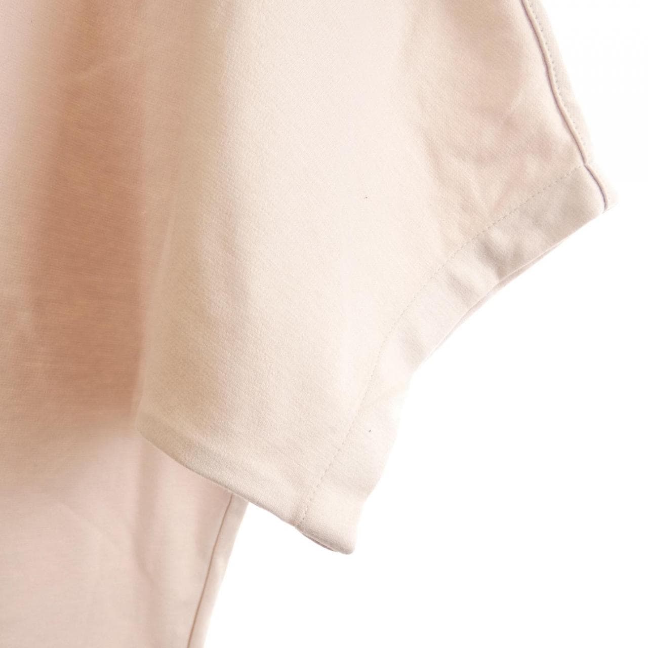 エブール ebure Tシャツ