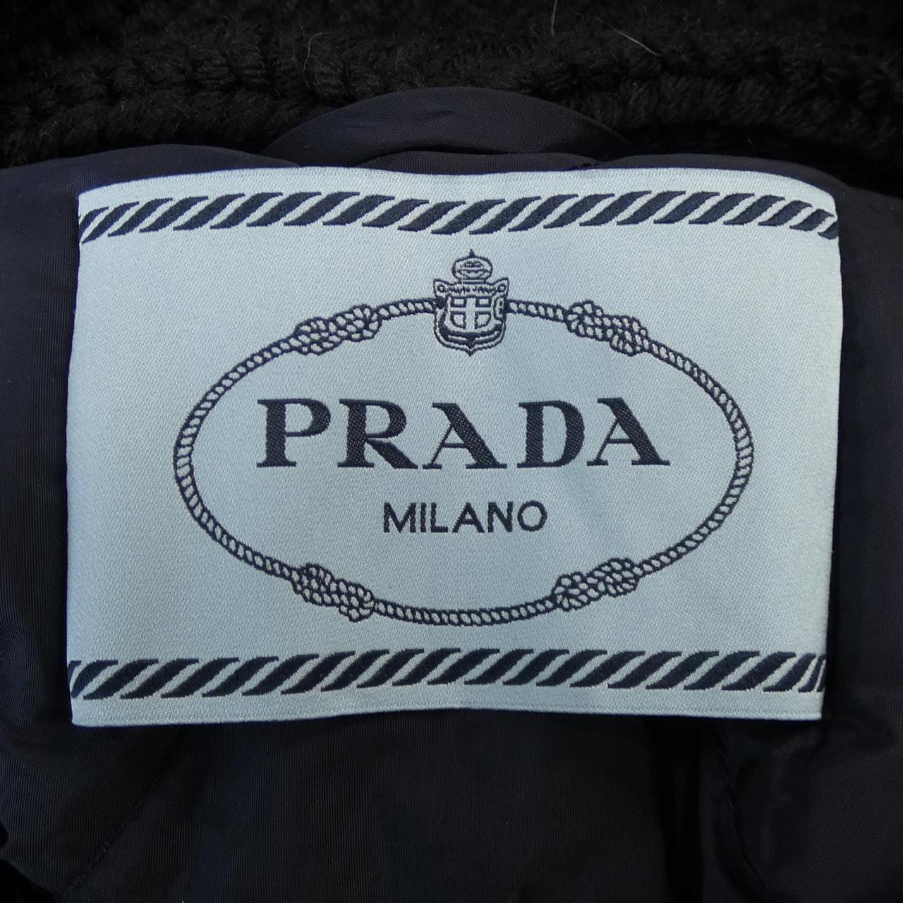 プラダ PRADA ダウンジャケット