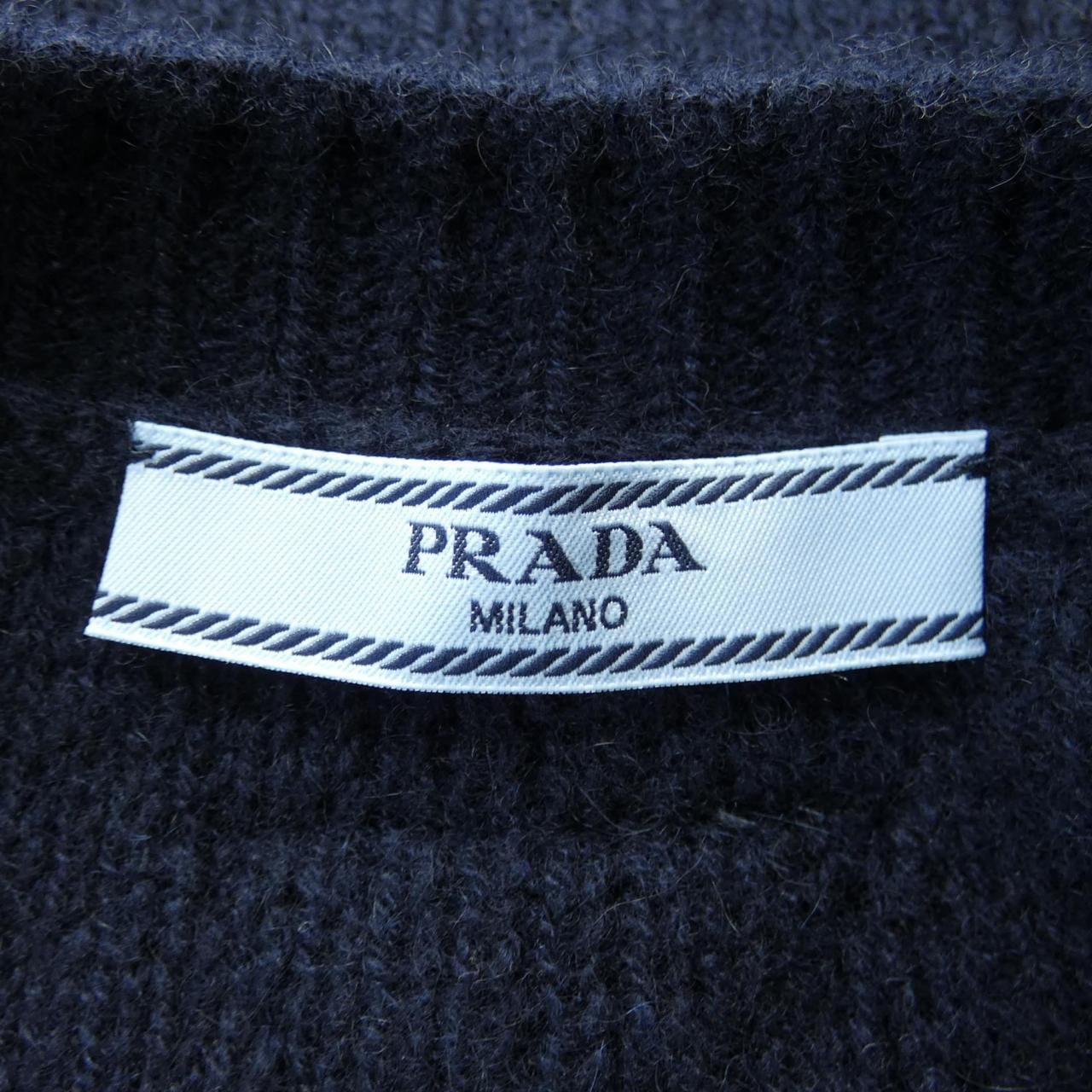 Prada P25M54 SOOO 1ISX Cardigan