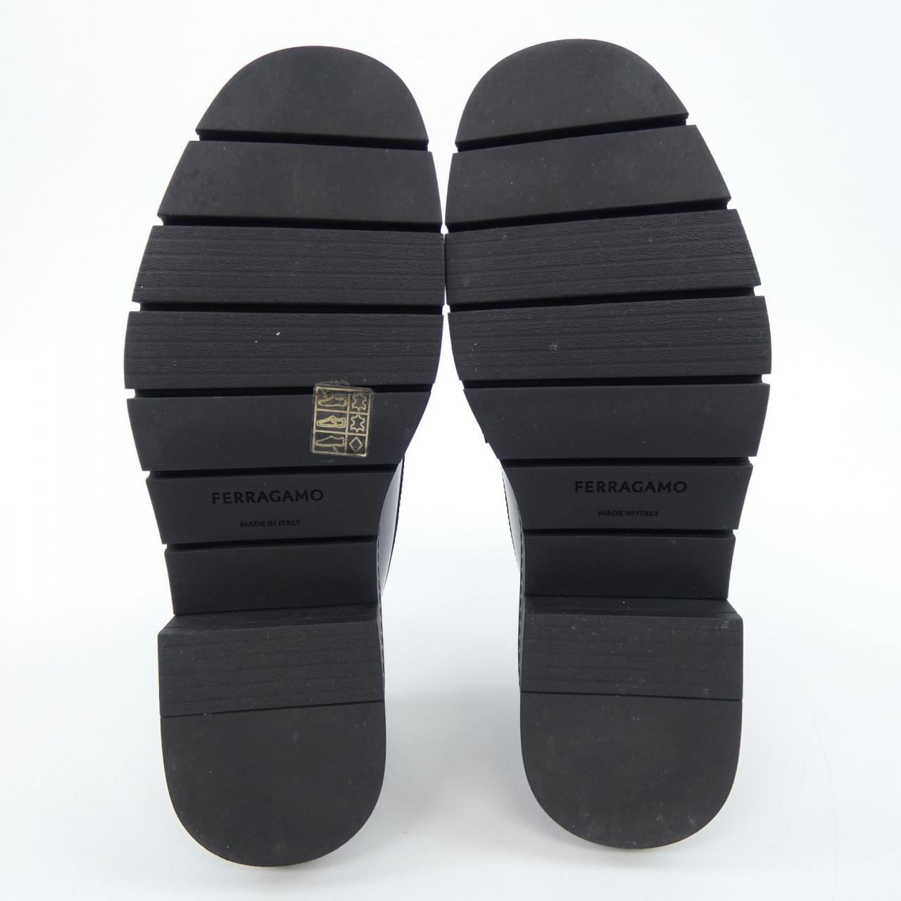 フェラガモ FERRAGAMO 0777353 シューズ