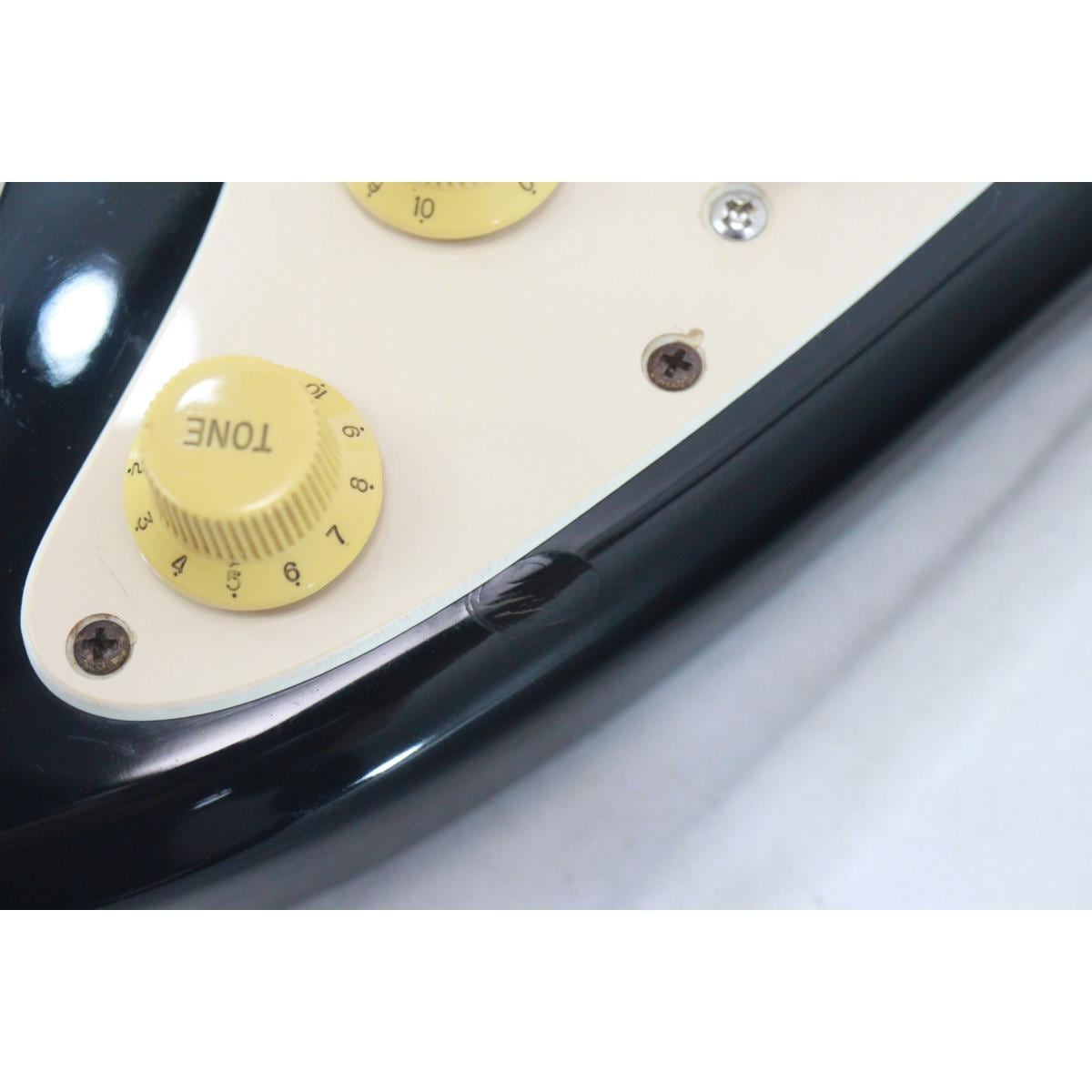 FENDER ST-35