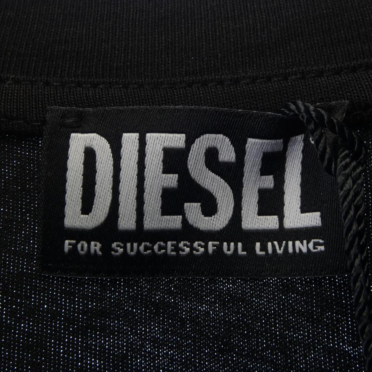 ディーゼル DIESEL A15461 RHERA Tシャツ