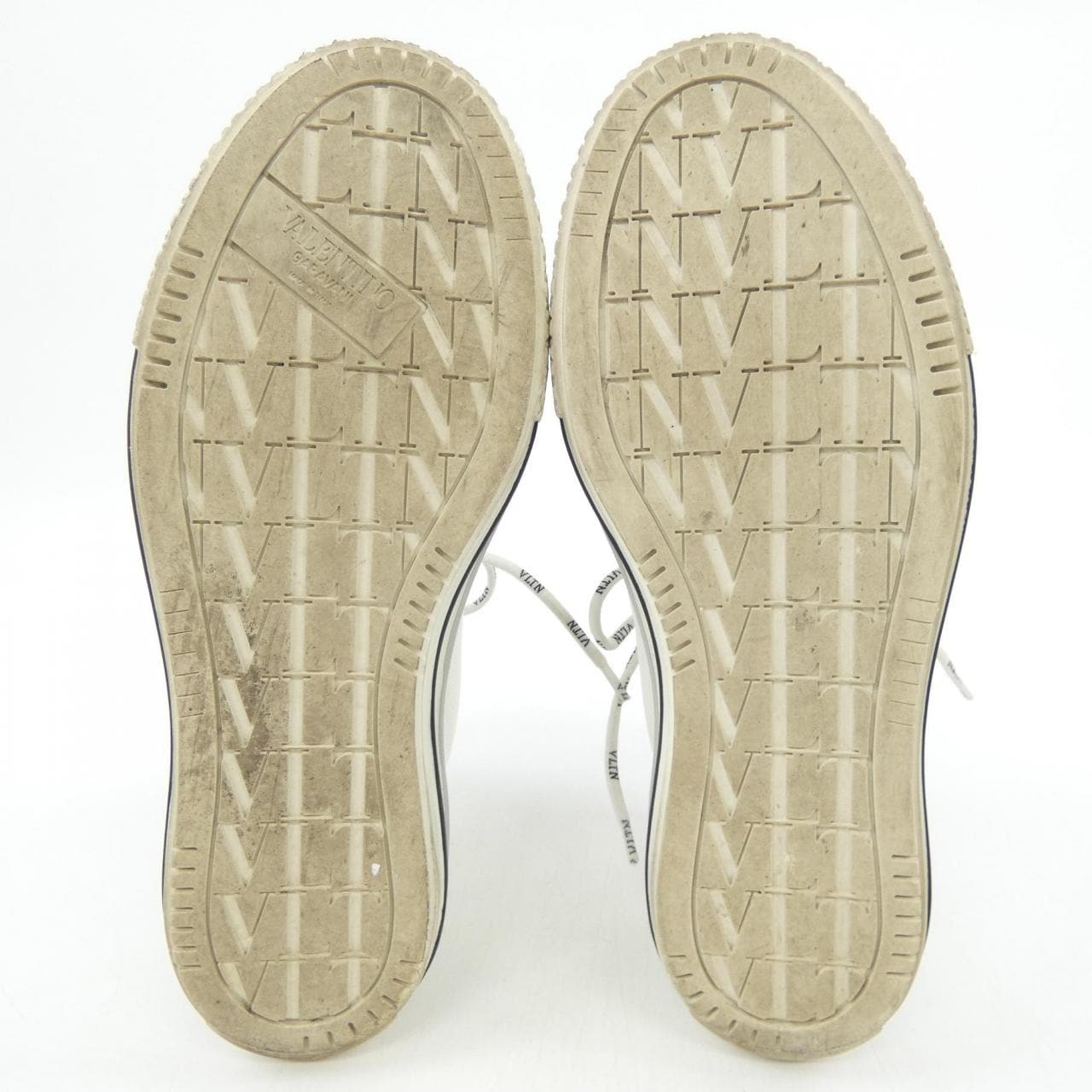 ヴァレンティノガラヴァーニ VALENTINO GARAVANI スニーカー